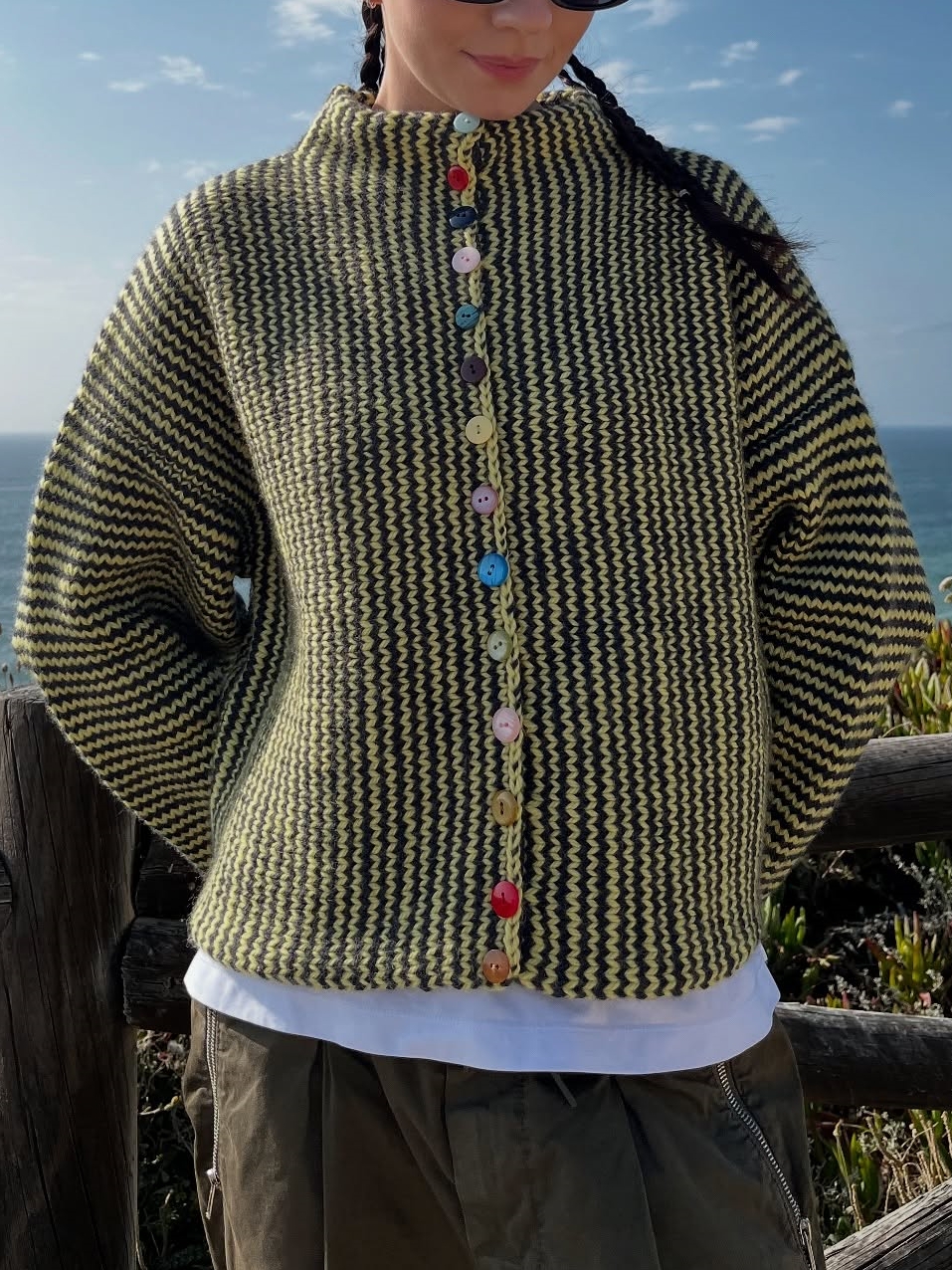 KNITTED CARDIGAN