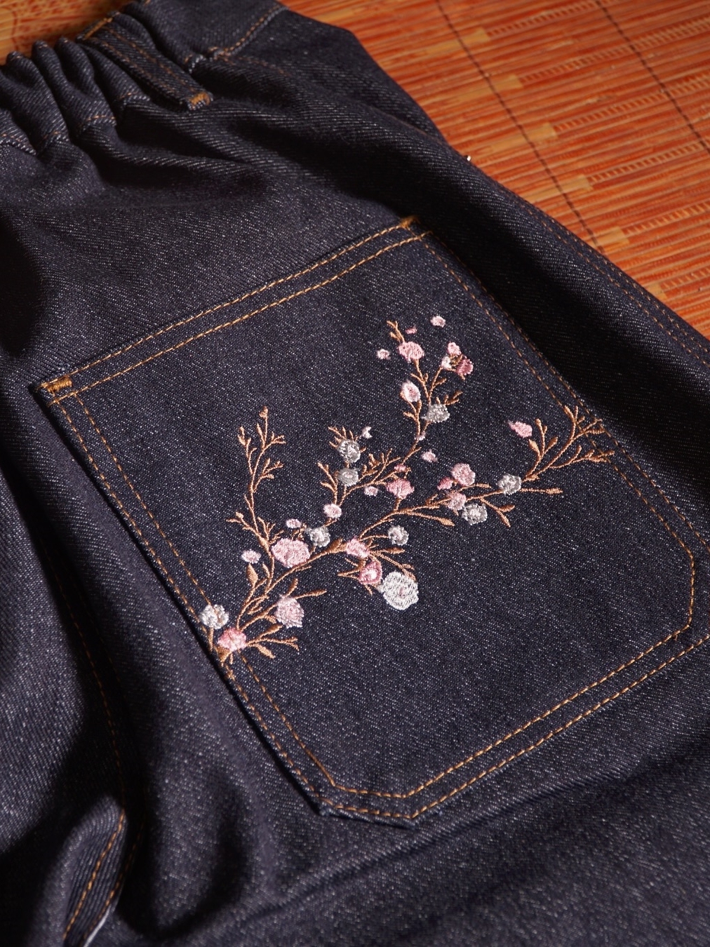 SAKURA JEANS