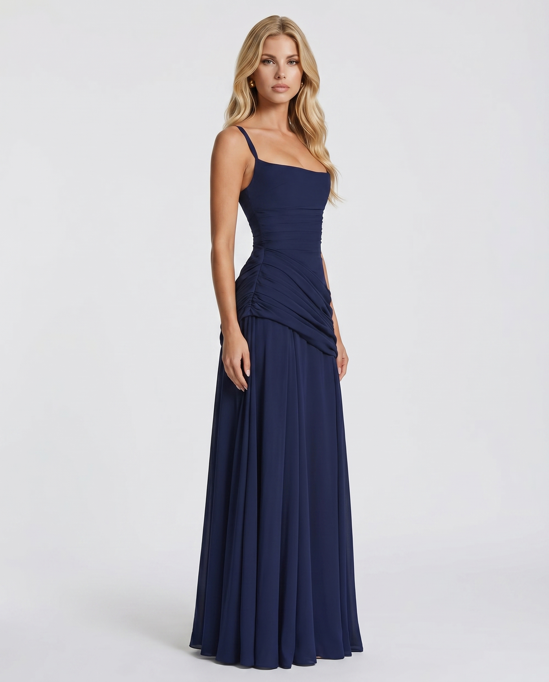 Charlotte Ruched Maxi Dress 店铺内上新