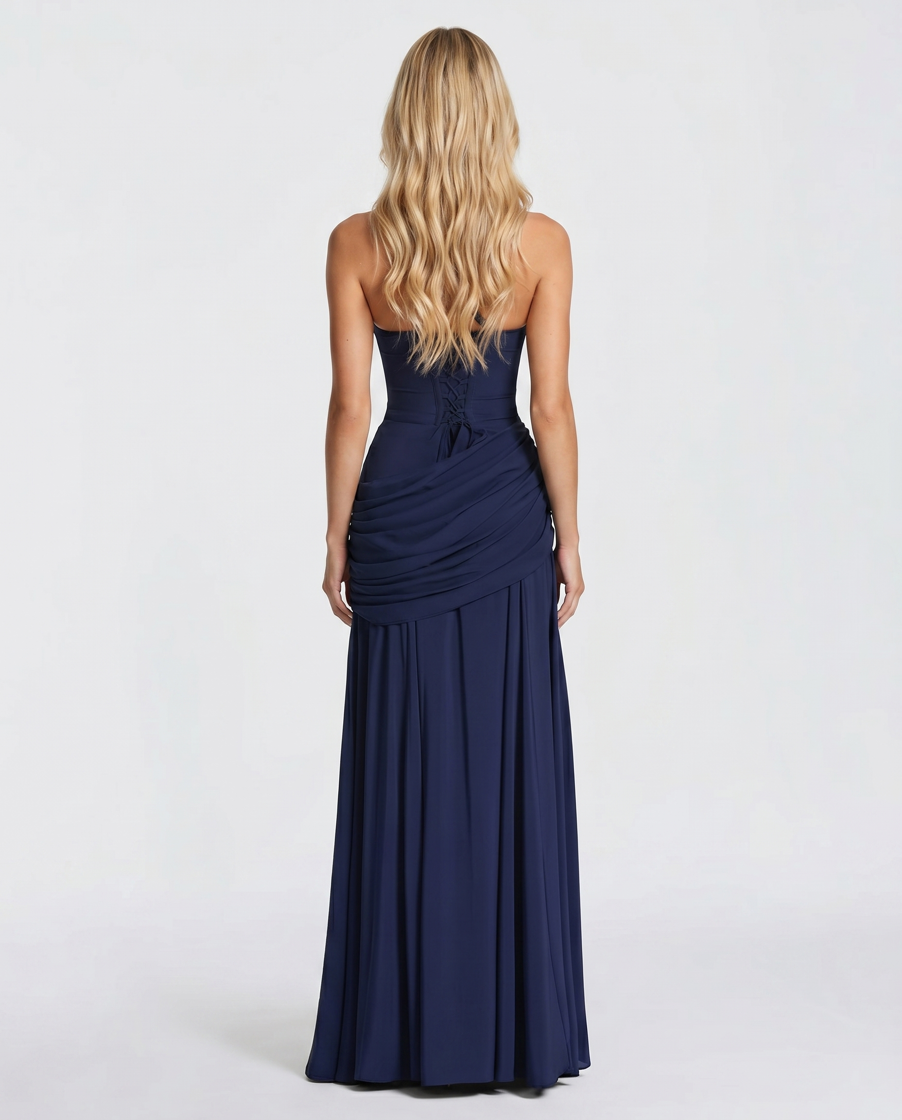 Charlotte Ruched Maxi Dress 店铺内上新