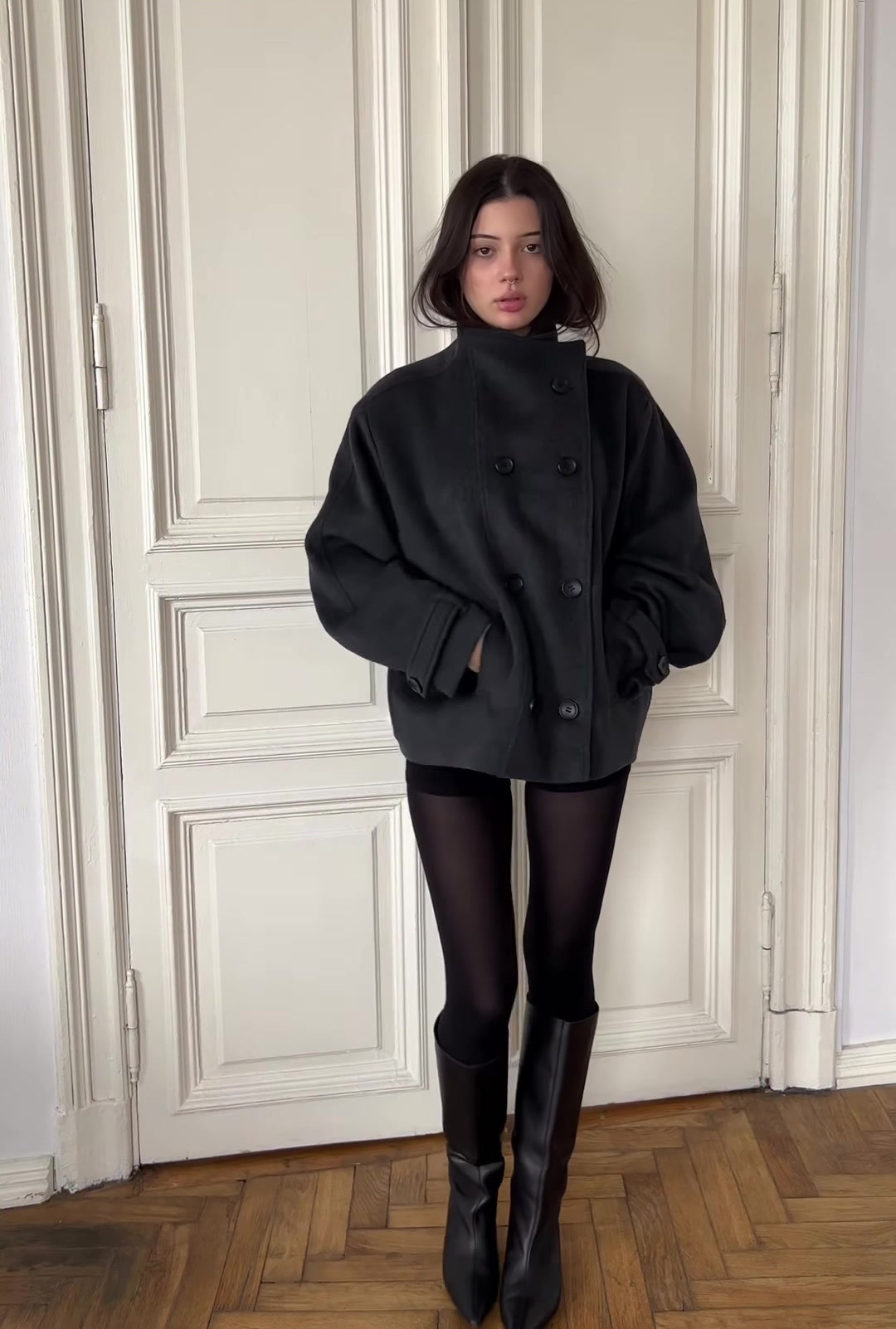BLACK WOOL COAT