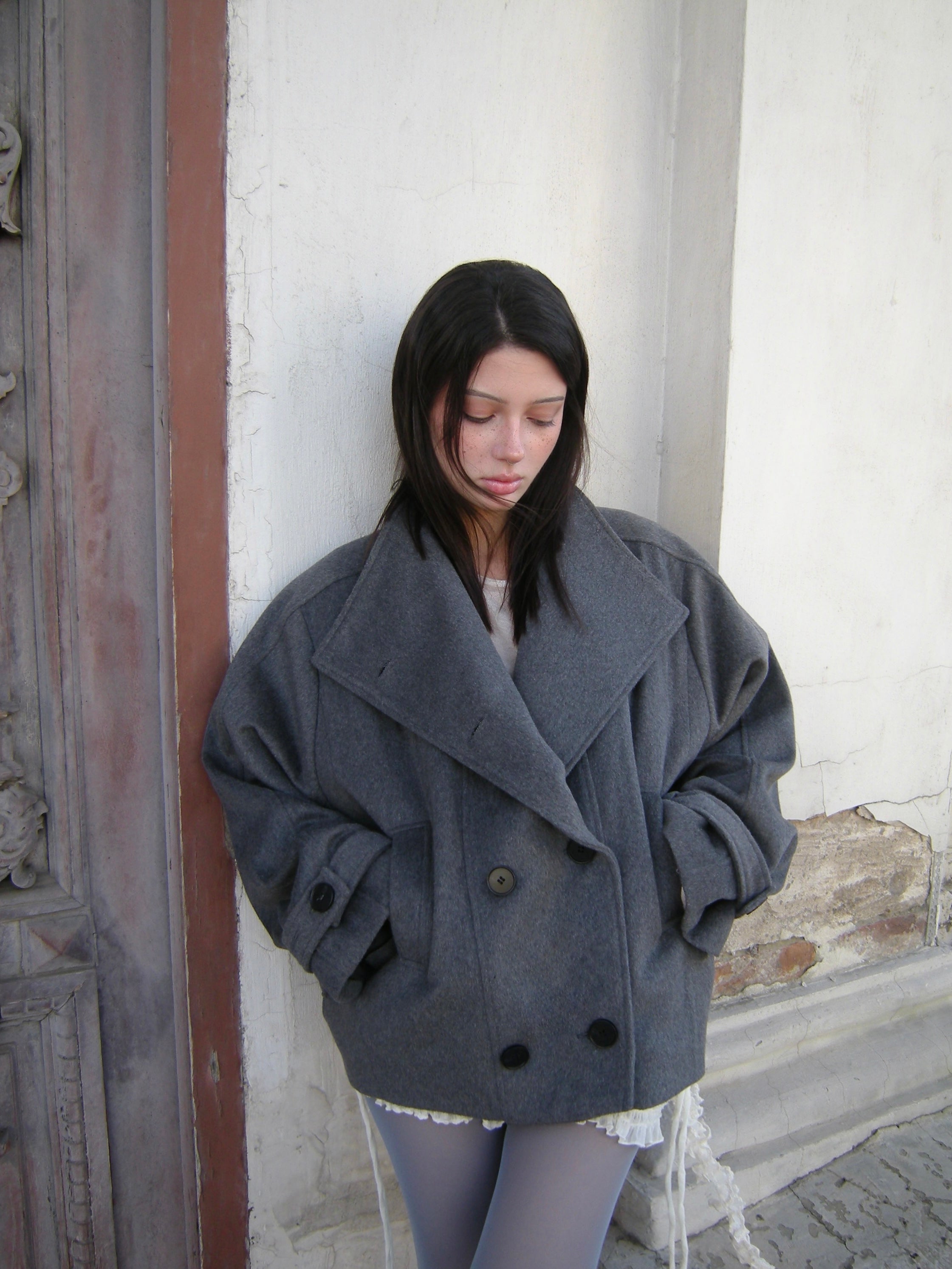 BLACK WOOL COAT