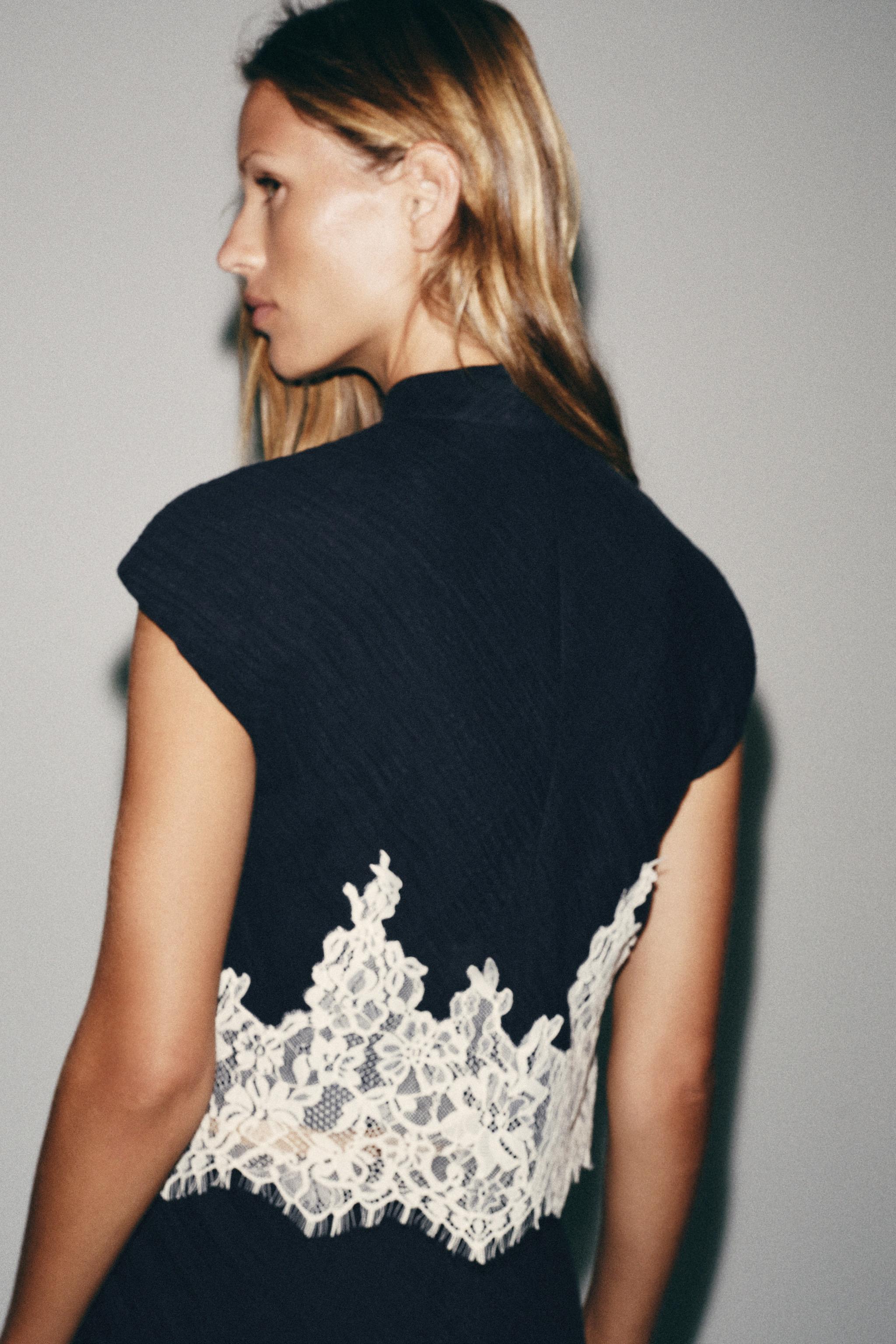 LACE-DETAIL CROP TOP&MIDI SKIRT