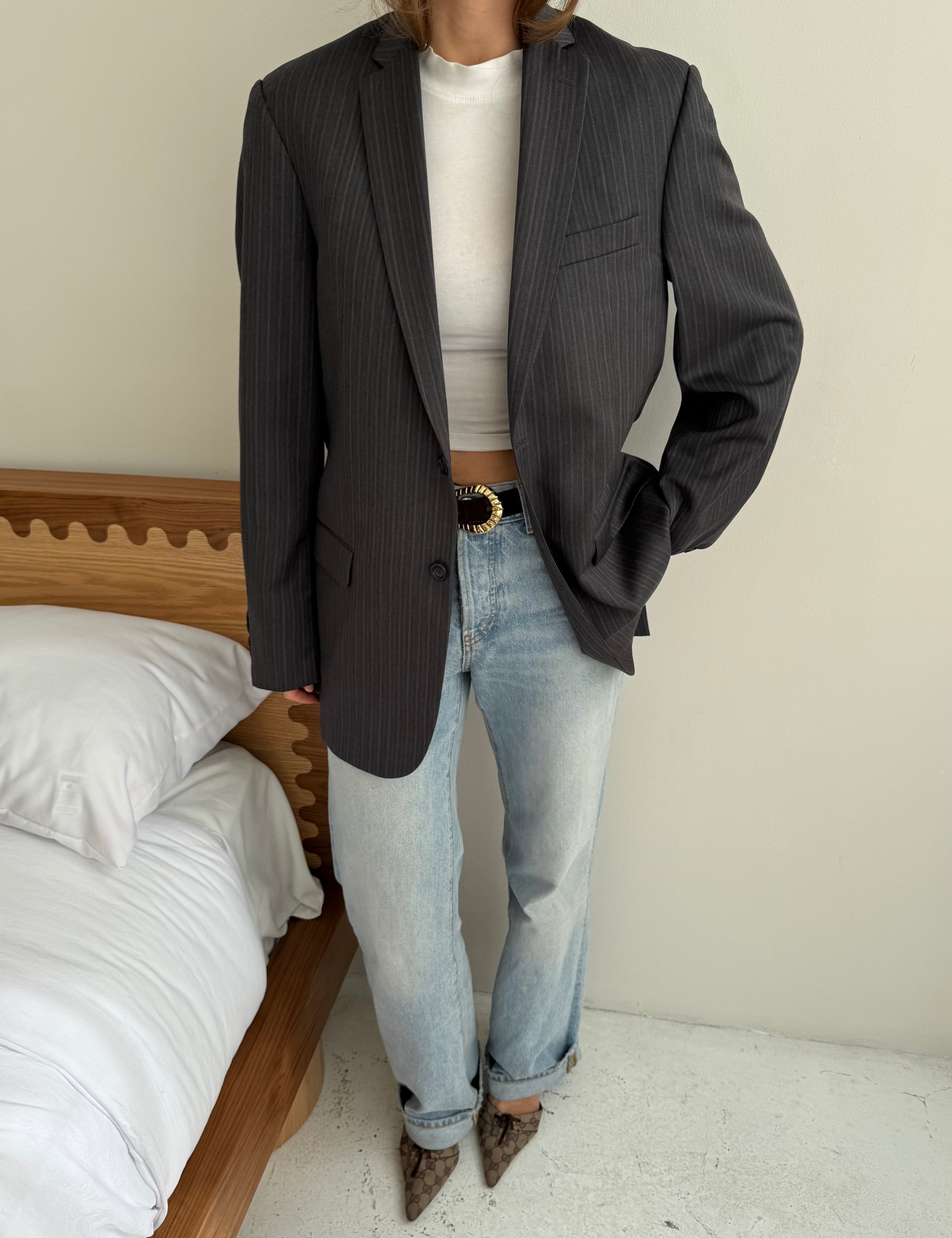  button back blazer