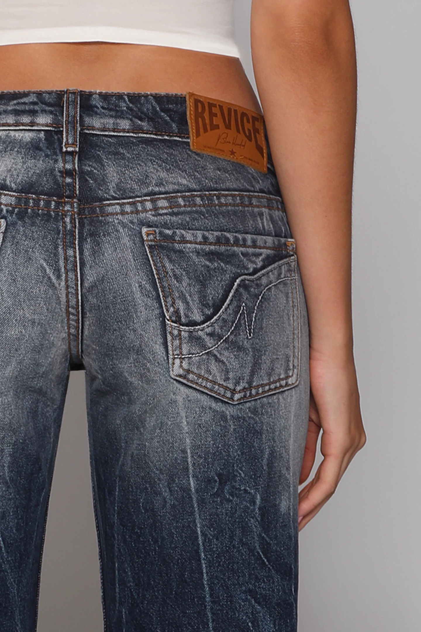Victoria Jeans