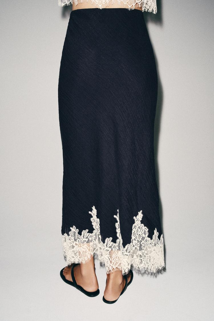 LACE-DETAIL CROP TOP&MIDI SKIRT