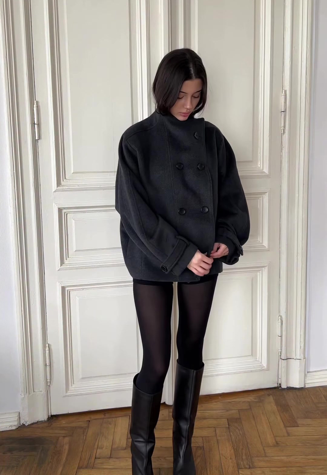 BLACK WOOL COAT