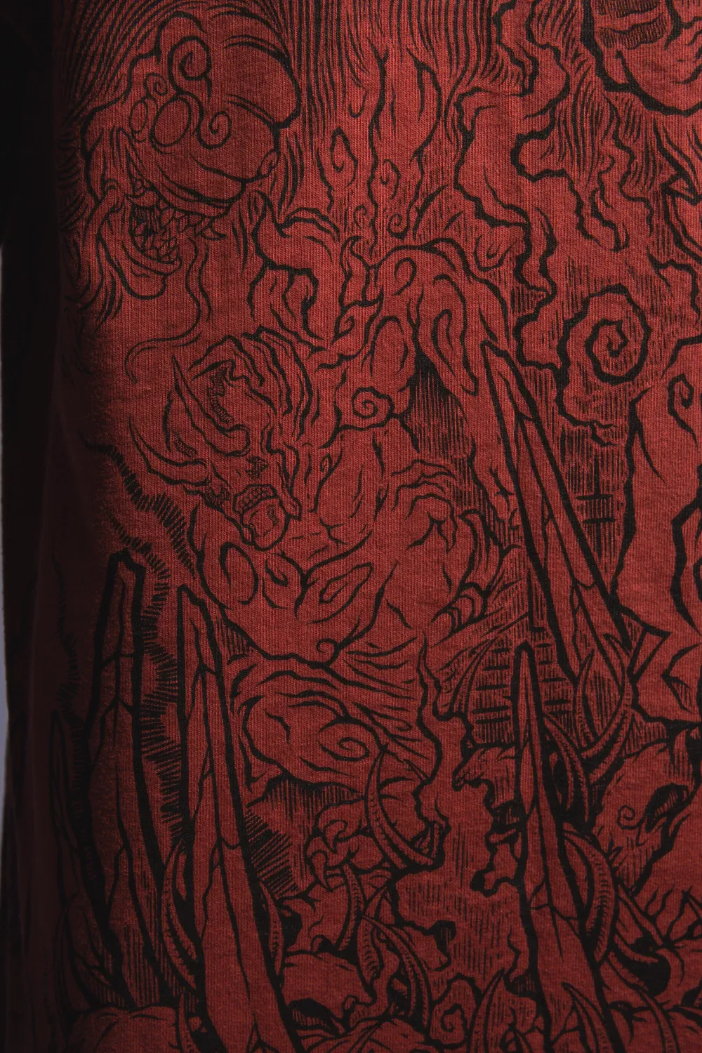 SUKNUA & MAHORAGA TEE