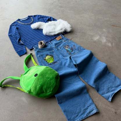 Cartoon embroidered jeans