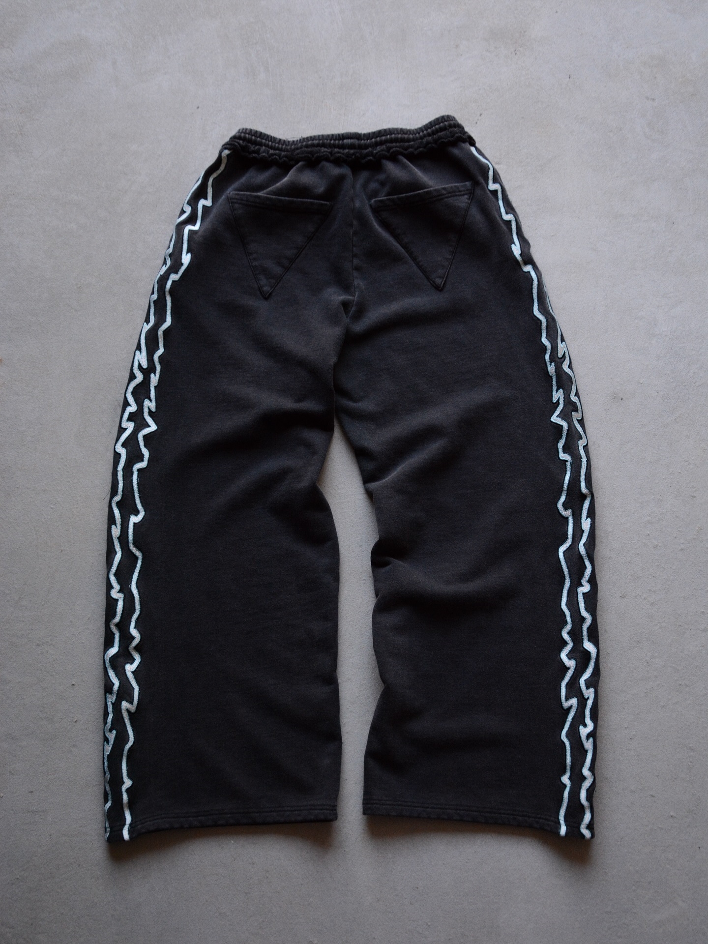 THUNDER BREATHING GLOWING EMBROIDERY SWEATS | DEMON SLAYER