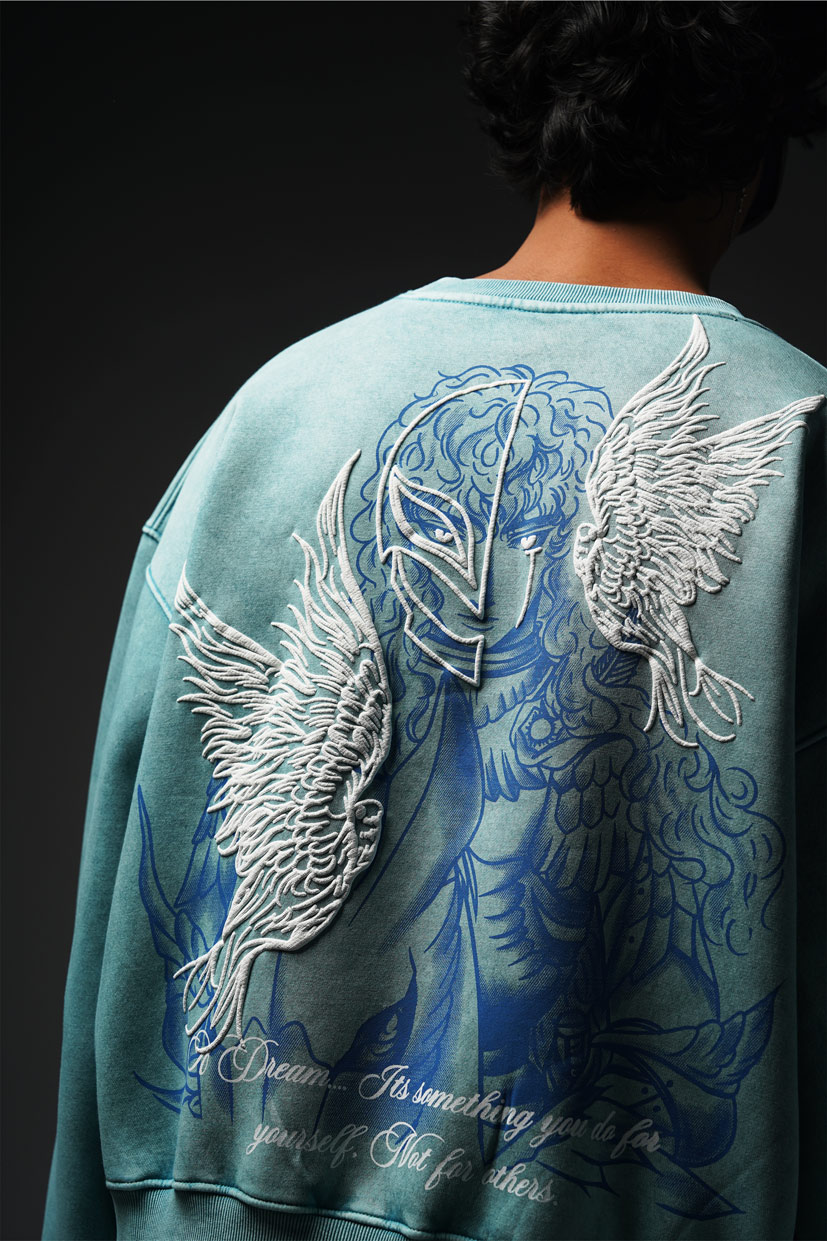 BERSERK FALCON BLUE WASHED SWEATSHIRT