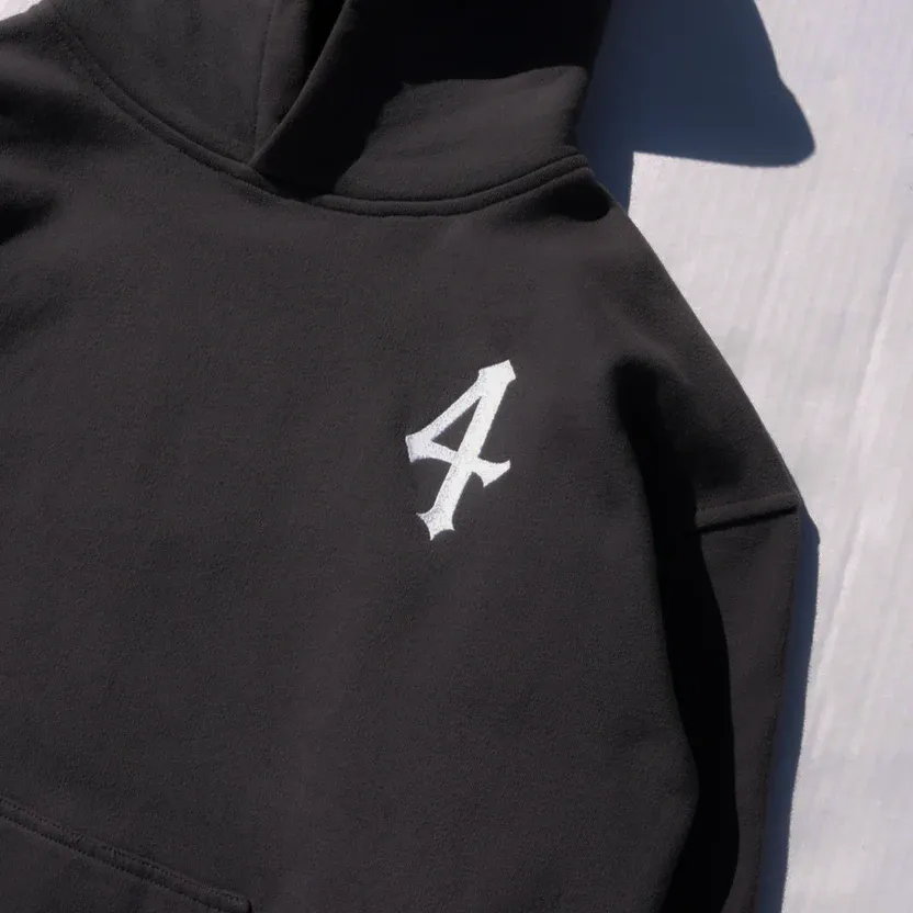 ULQUIORRA HOODIE | BLEACH