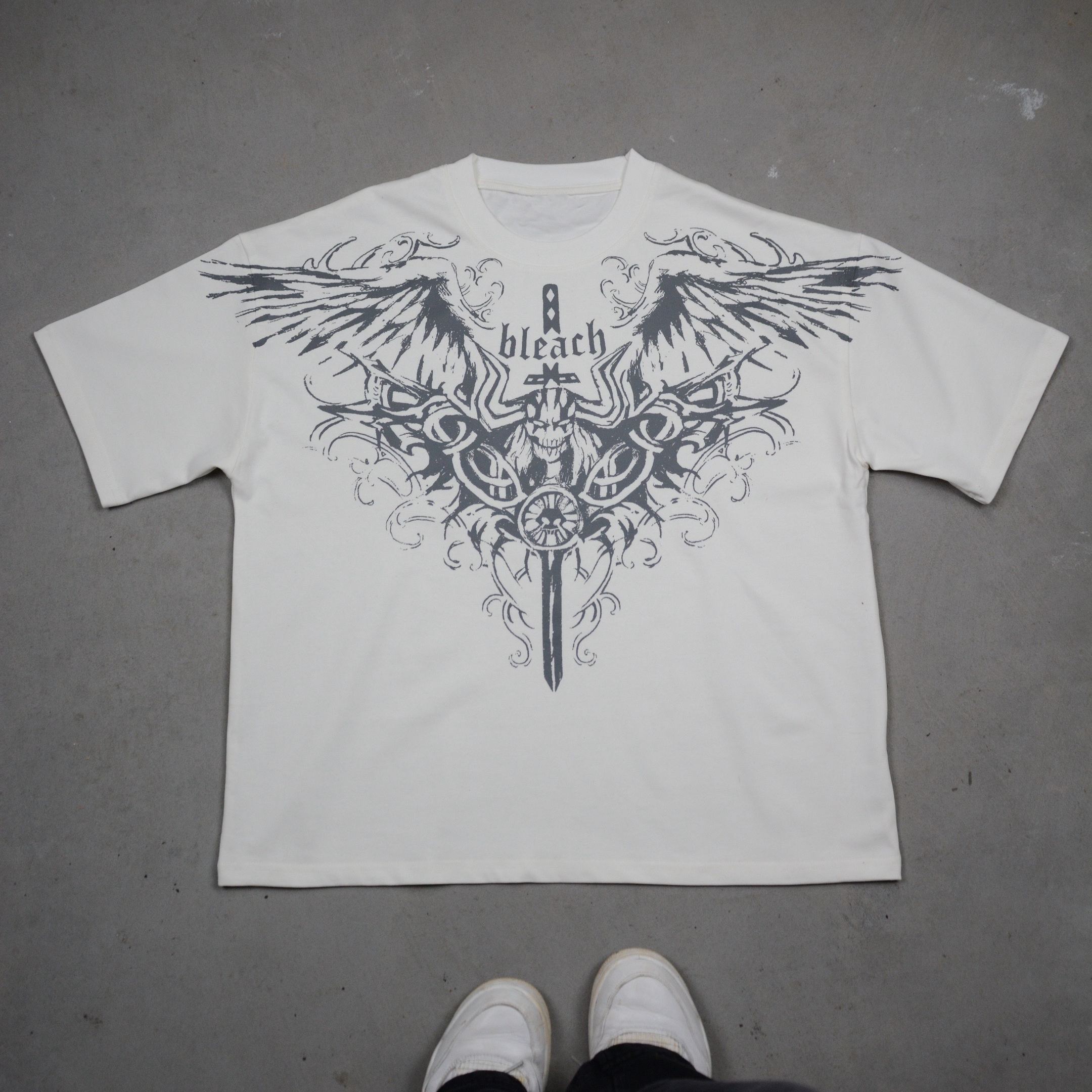 BLEACH CROSSWING TEE