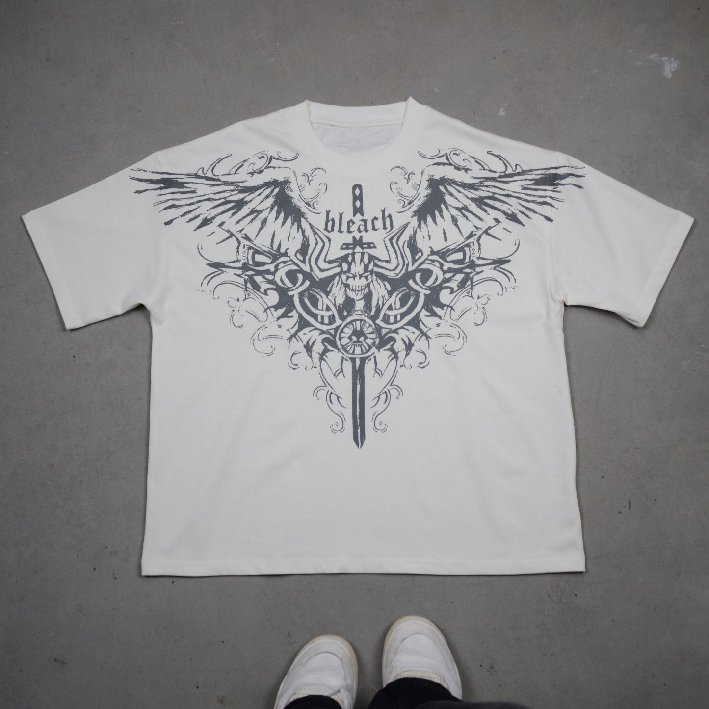 BLEACH CROSSWING TEE