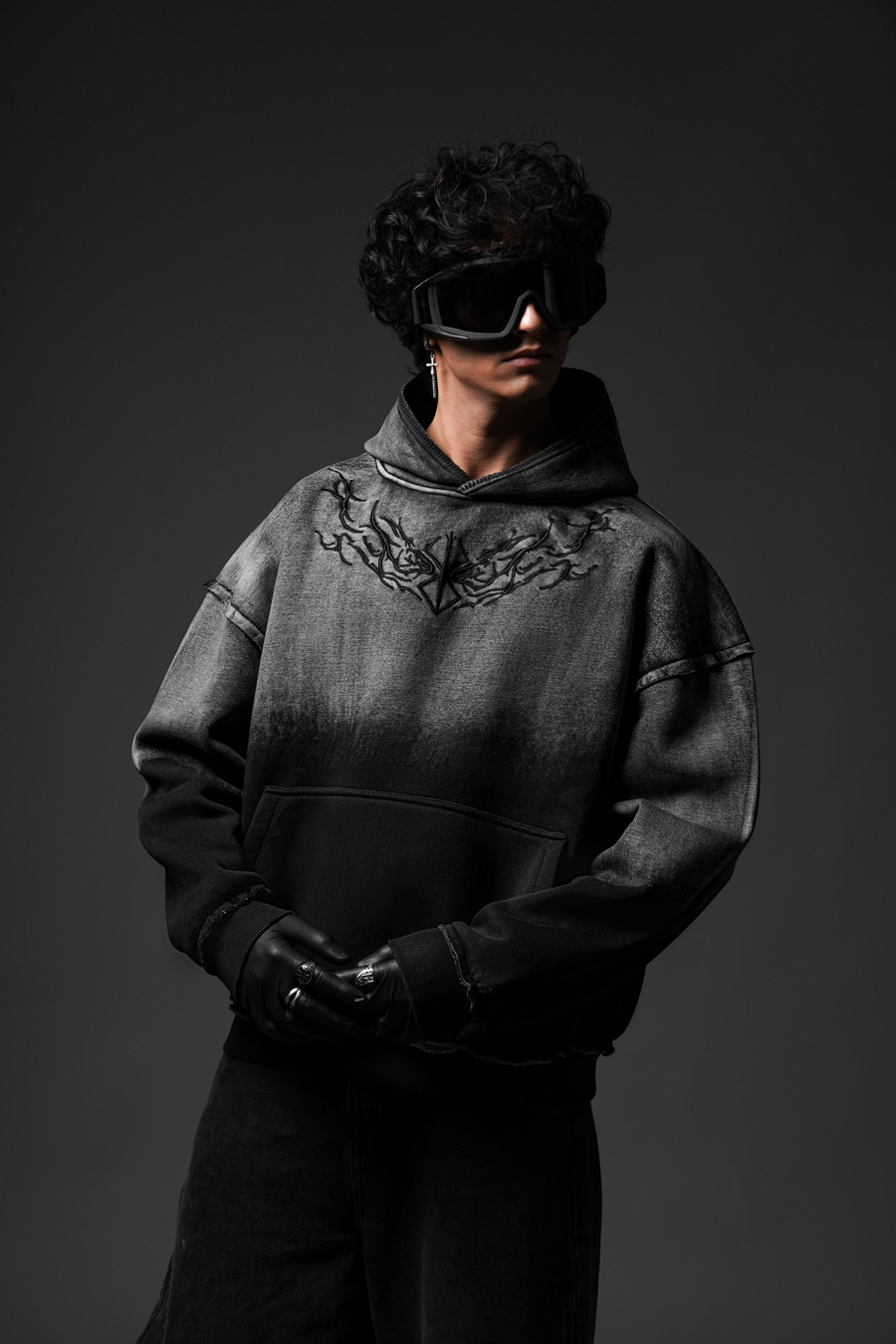 BERSERKING MENACE VINTAGE WASHED HOODIE