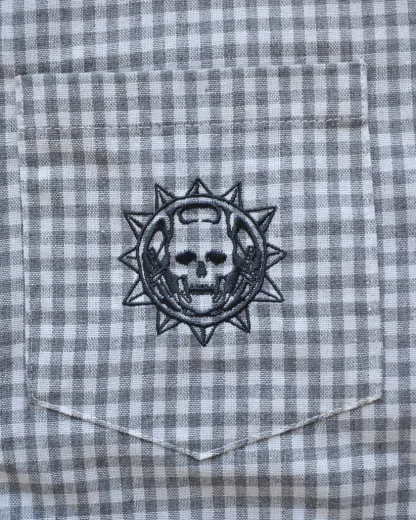 KILLER QUEEN BUTTON UP | JOJO