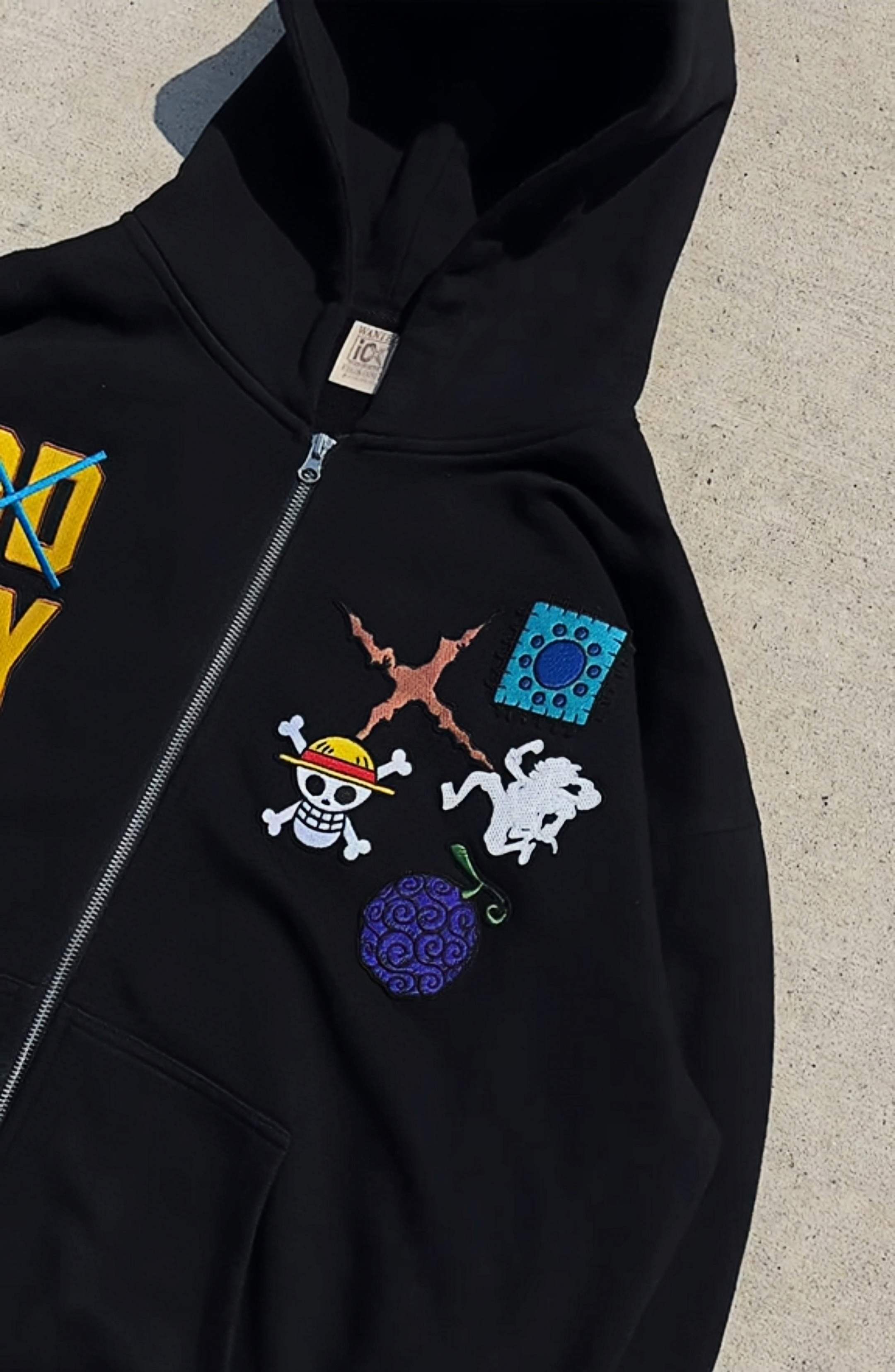 LUFFY ZIP-UP