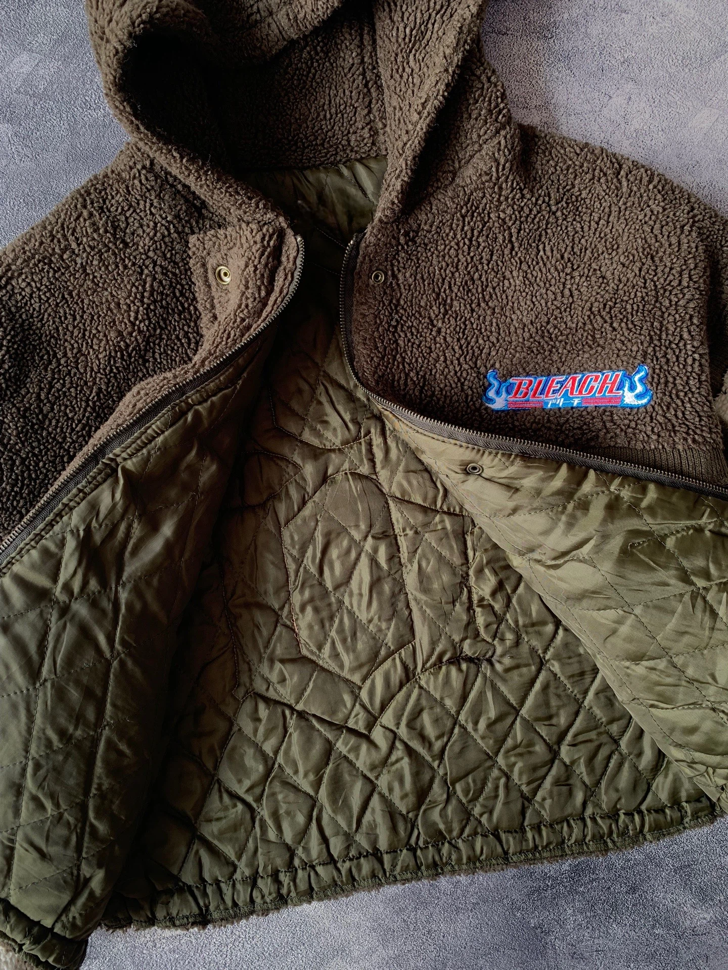 NELLIEL  SHERPA JACKET | BLEACH