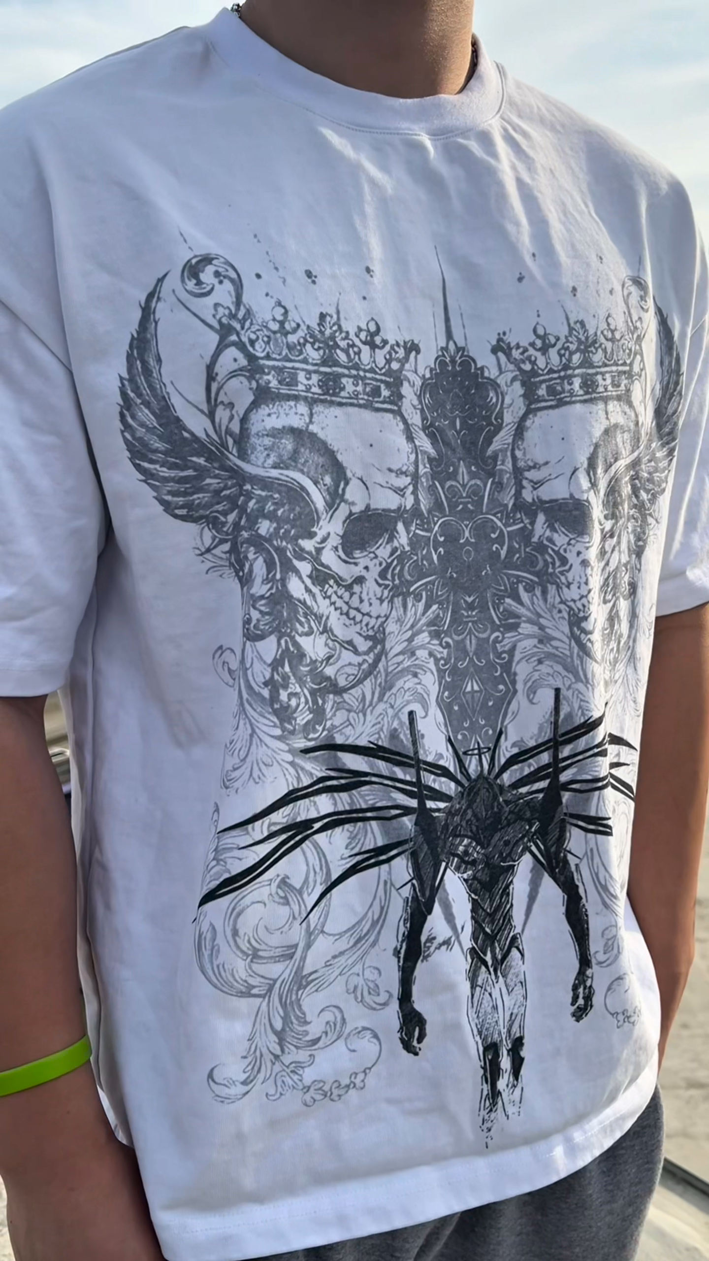 "UNIT 01" TEE