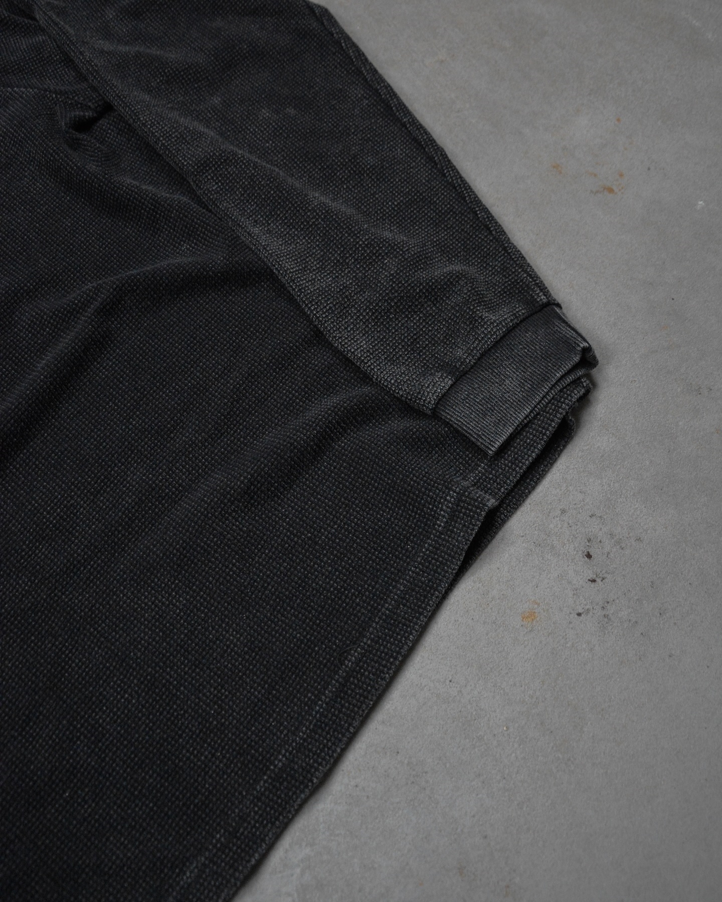 BLACK SWORDSMAN WAFFLE LONG SLEEVE