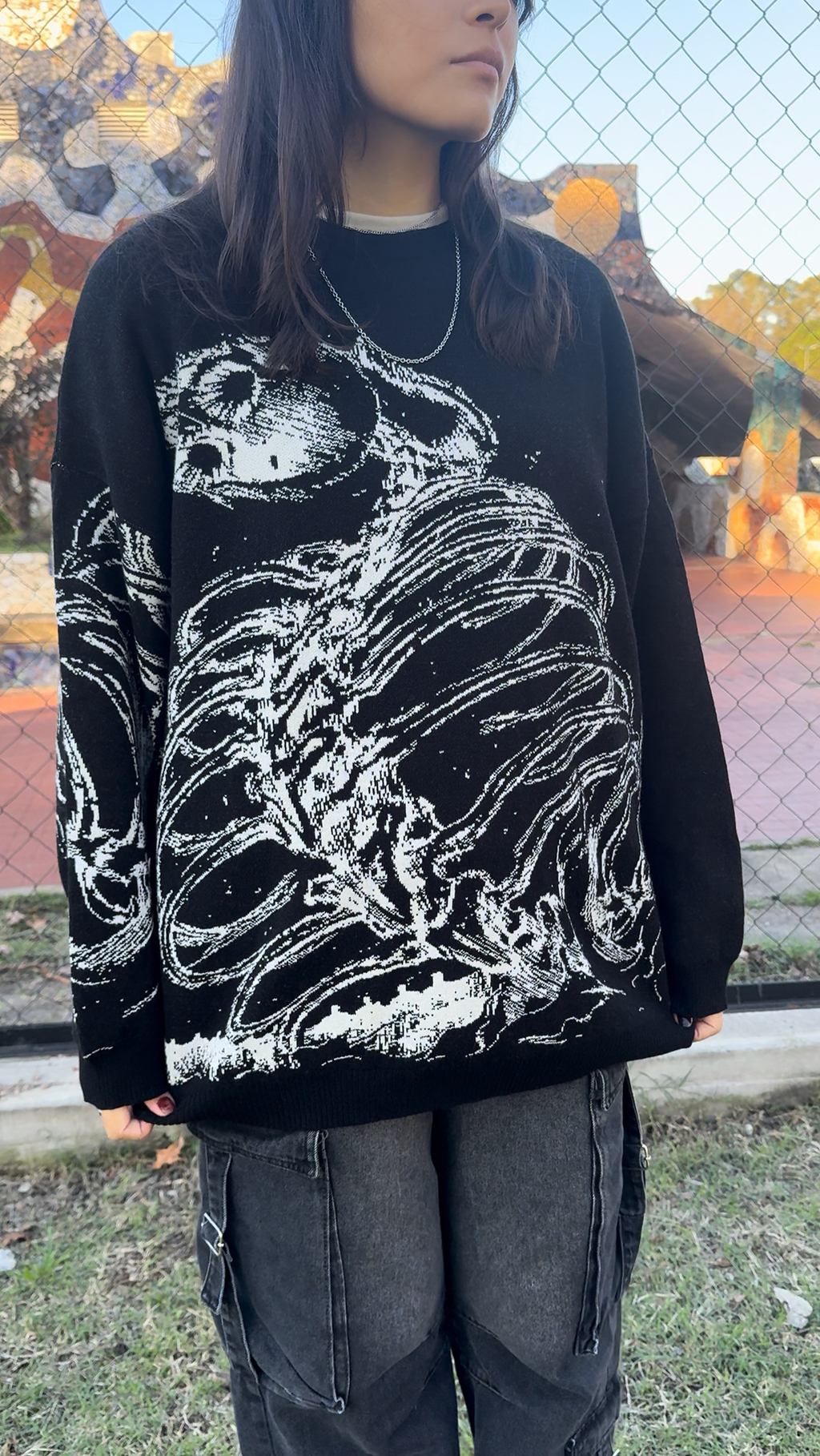 SWEATER EREN SKULL