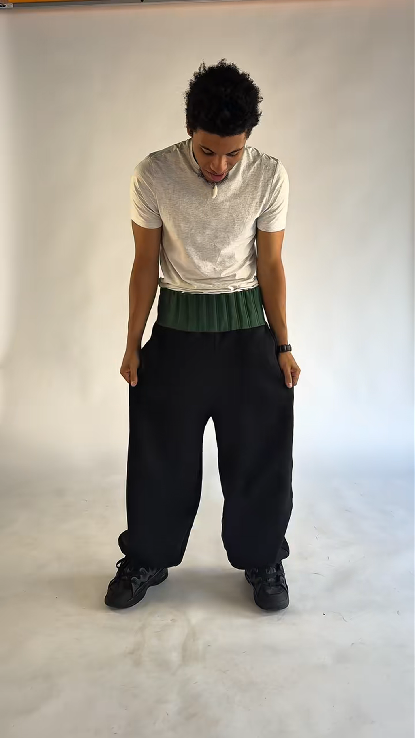ZORO SWEATS