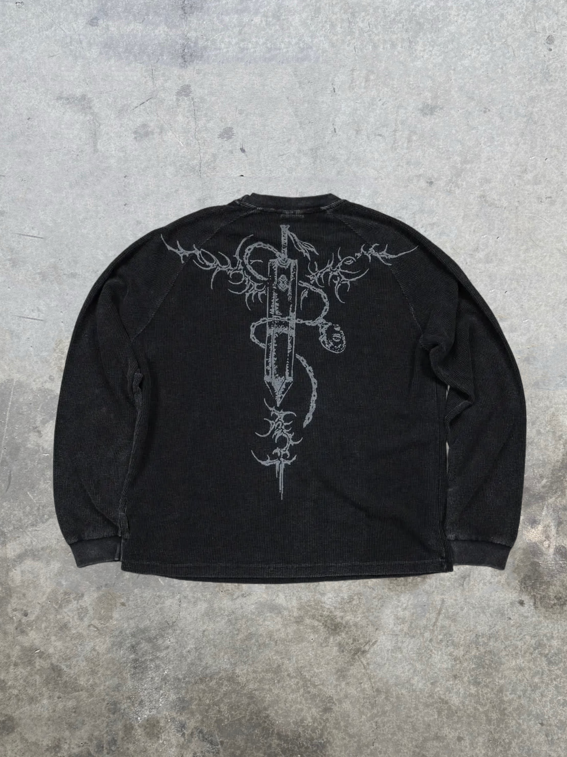 BLACK SWORDSMAN WAFFLE LONG SLEEVE