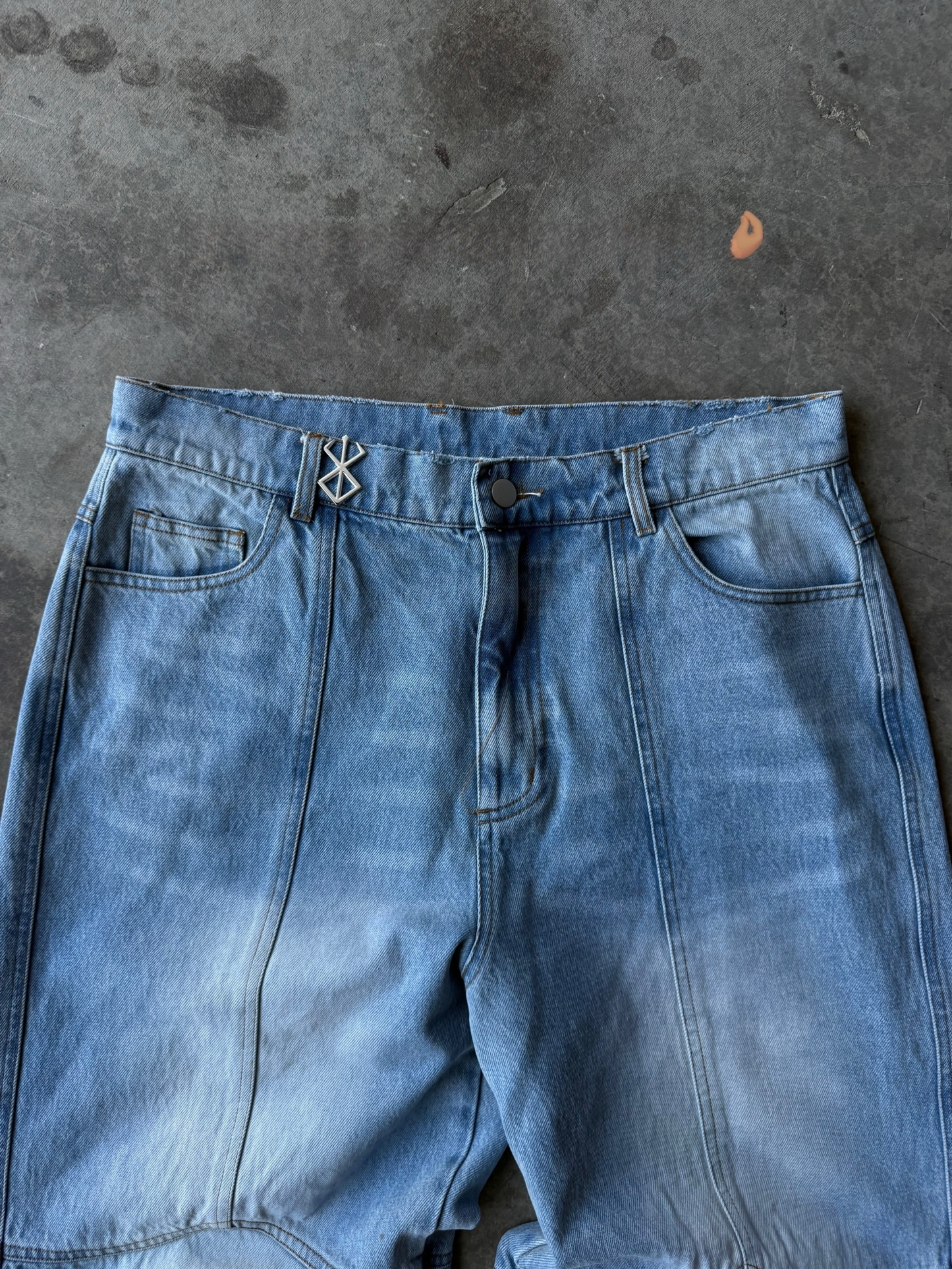 GUTS ARMOR JEANS