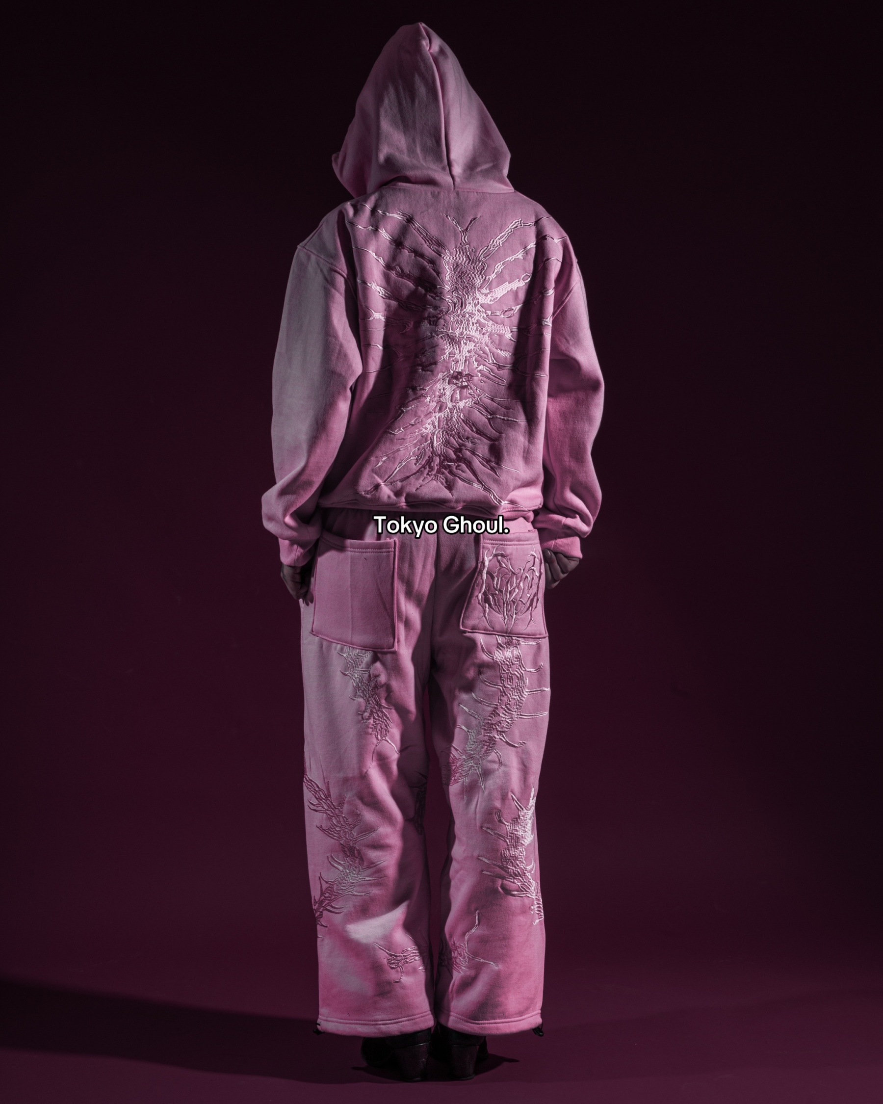 TOYKO GHOUL SUIT