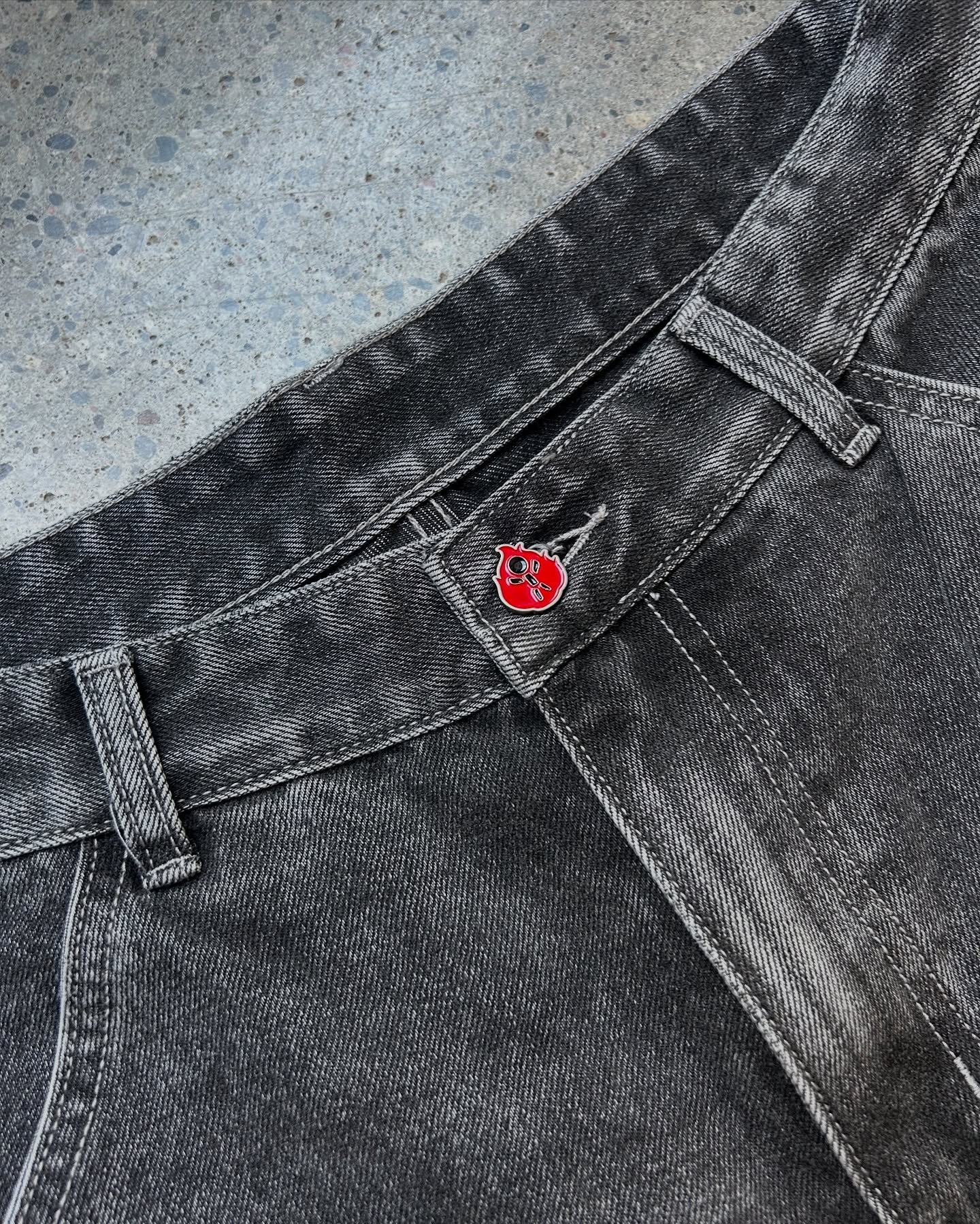 INFERNO JEANS