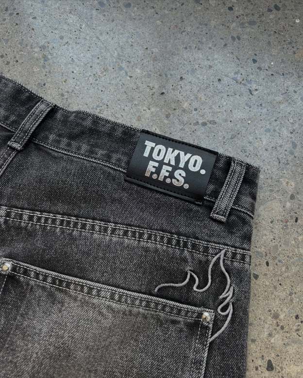 INFERNO JEANS