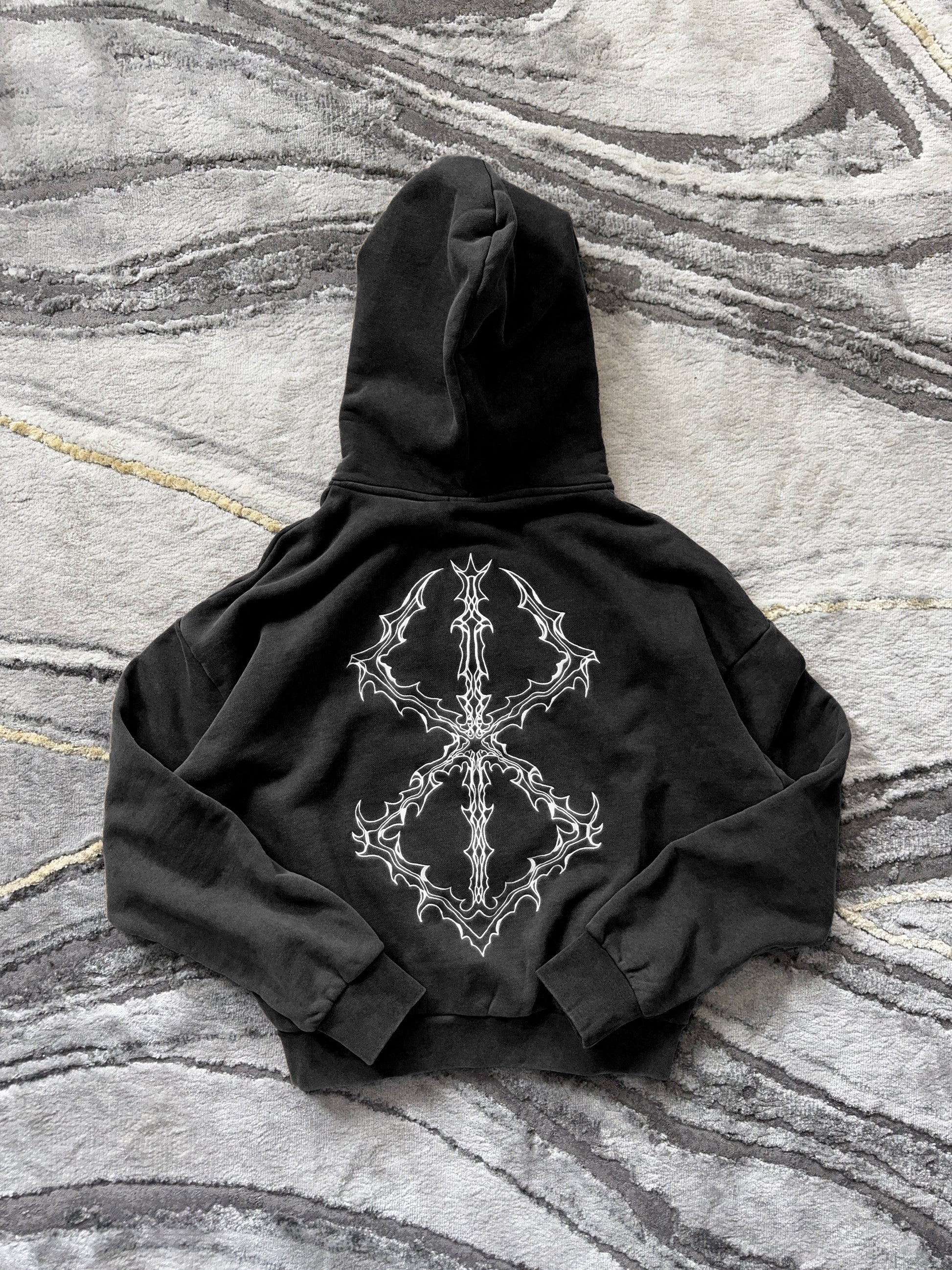 BERSERK RELIC ZIP-UP HOODIE