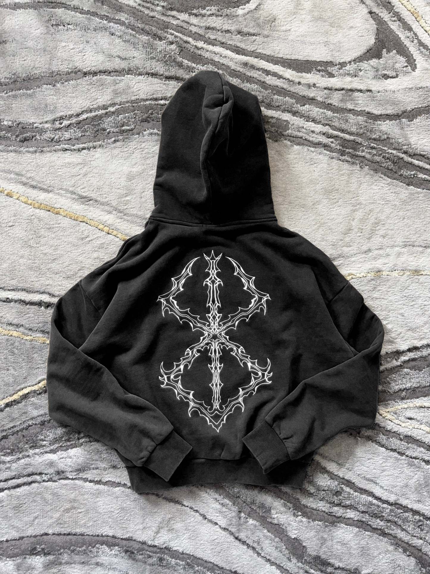 BERSERK RELIC ZIP-UP HOODIE
