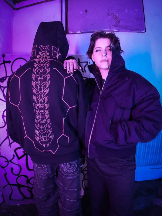 REFLECTIVE CYBERPUNK SANDEVISTAN HOODIE