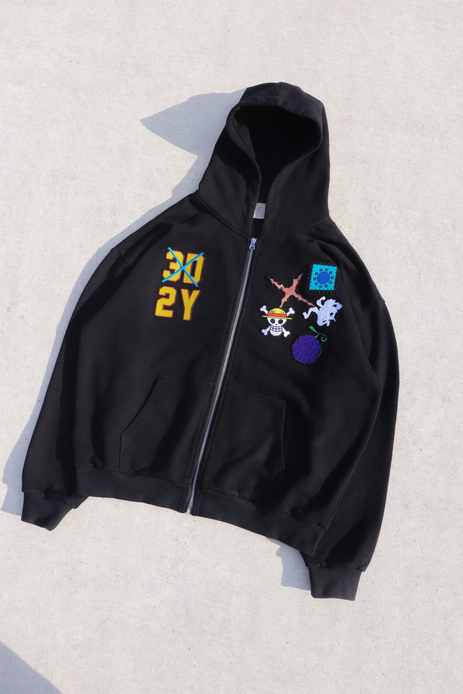 LUFFY ZIP-UP