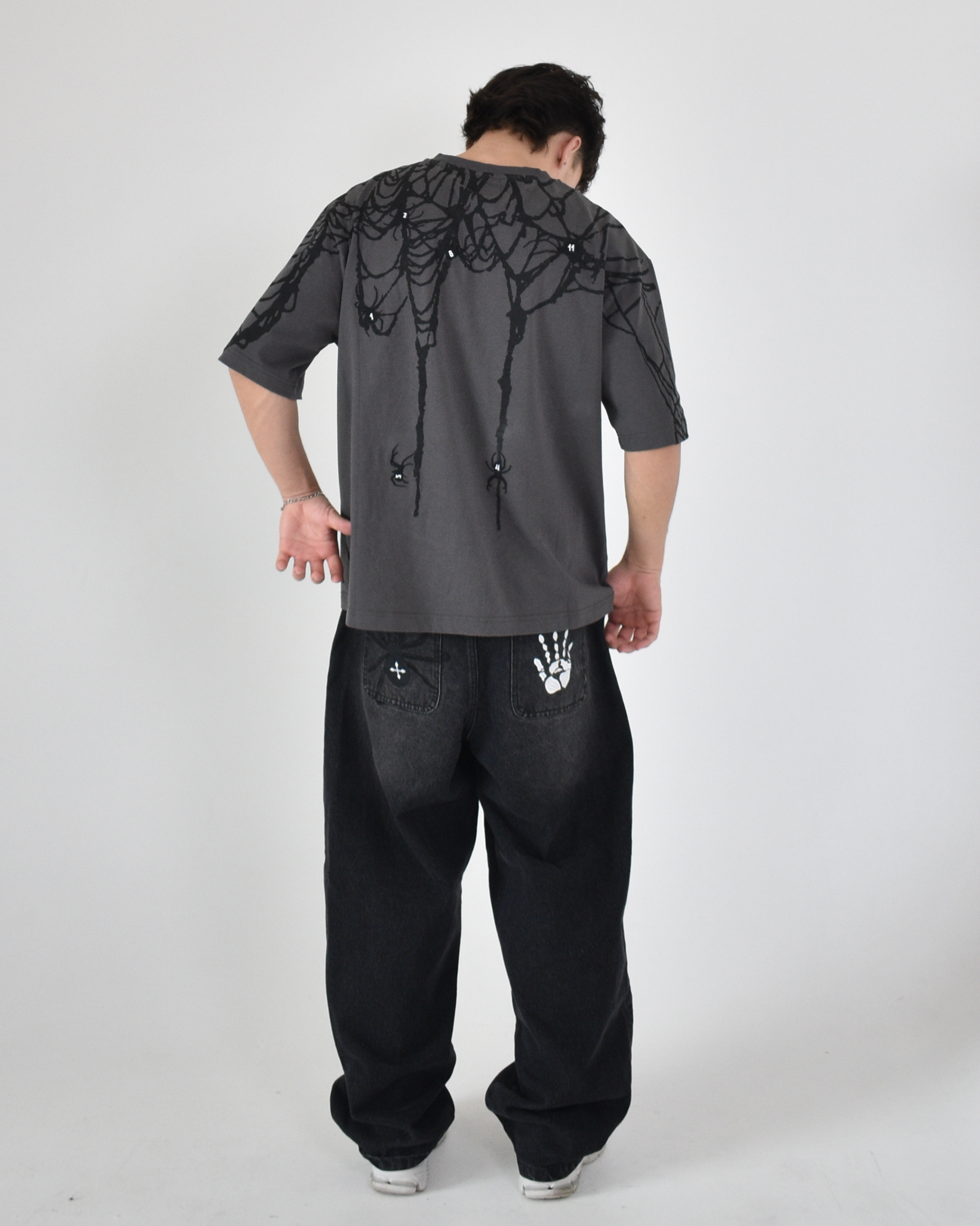PHANTOM TROUPE SPIDER EMBROIDERY TEE