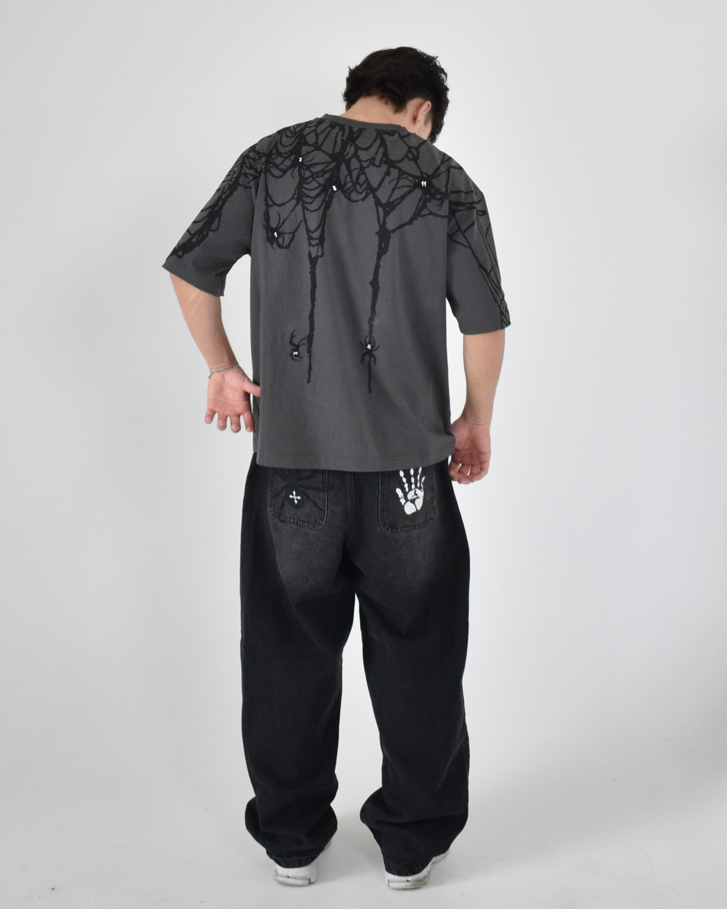 PHANTOM TROUPE SPIDER EMBROIDERY TEE