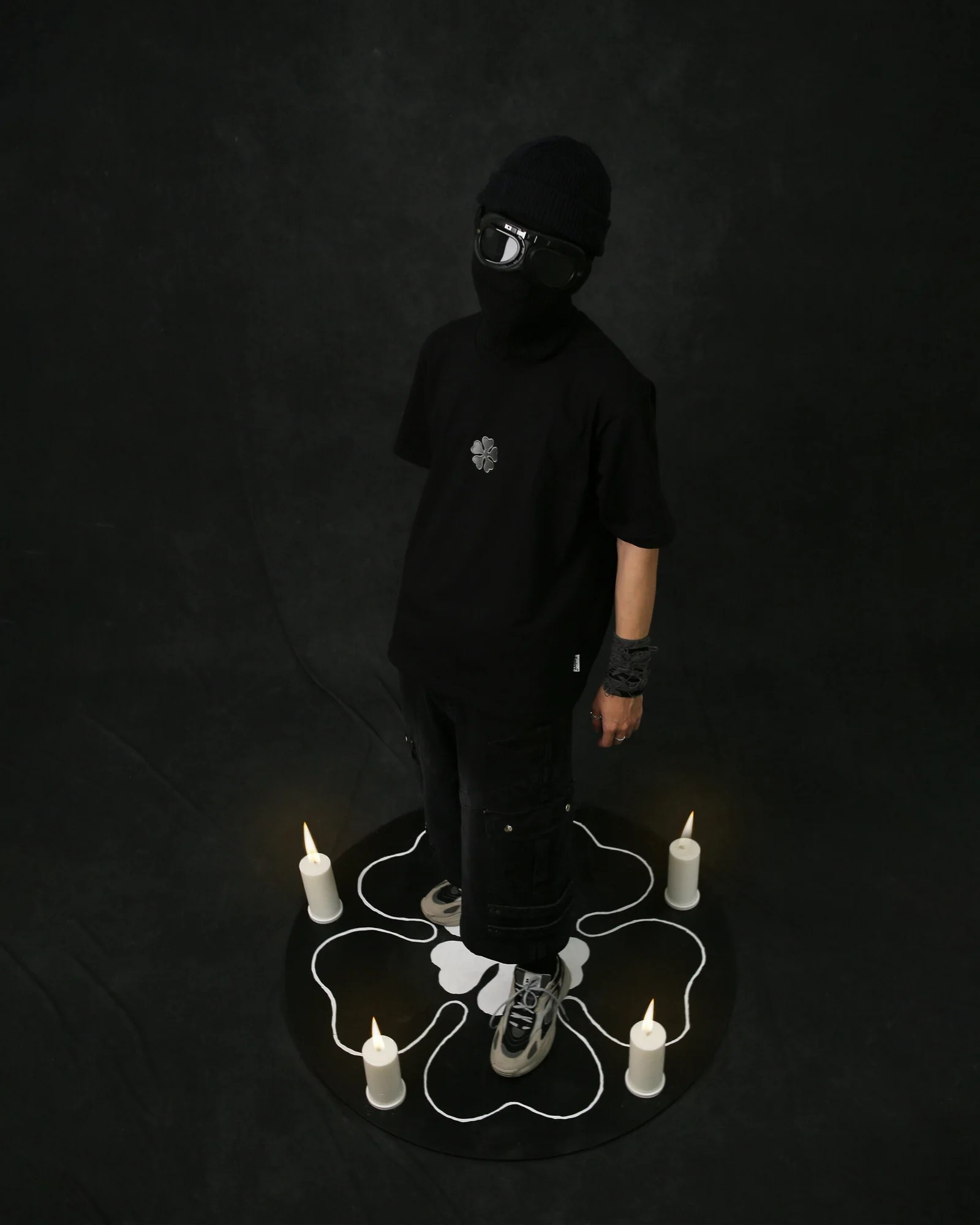 ASTA FIVE CLOVER TEE