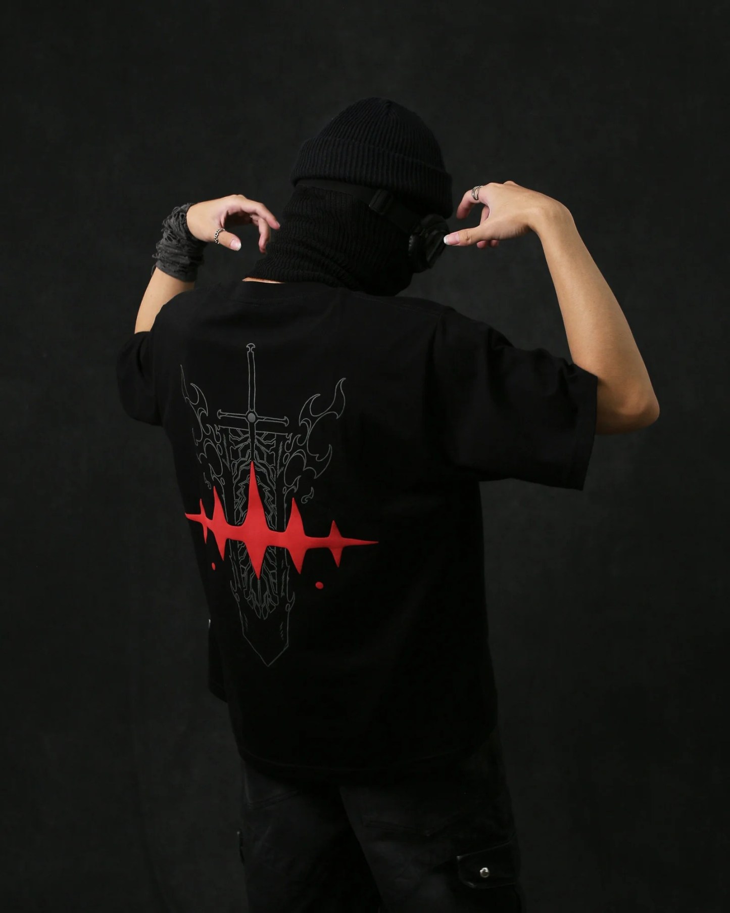 ASTA FIVE CLOVER TEE