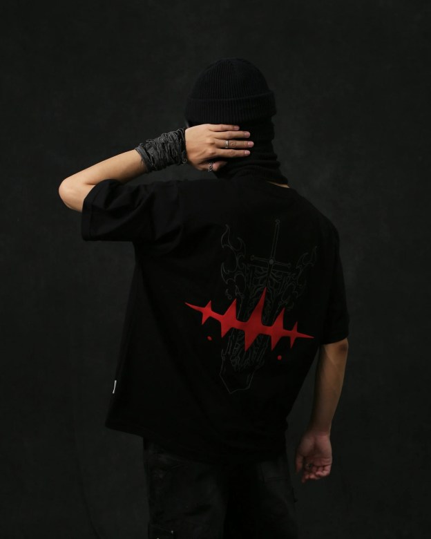 ASTA FIVE CLOVER TEE
