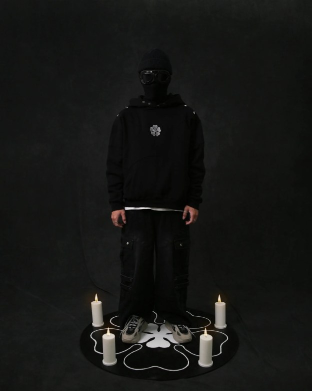 ASTA FIVE CLOVER HOODIE