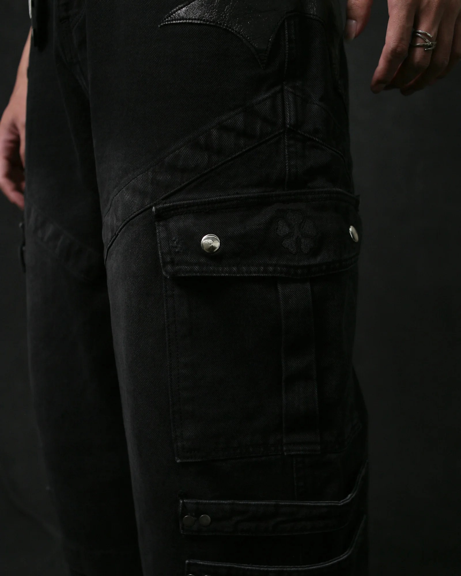 DEMON CARGO BAGGY JEANS