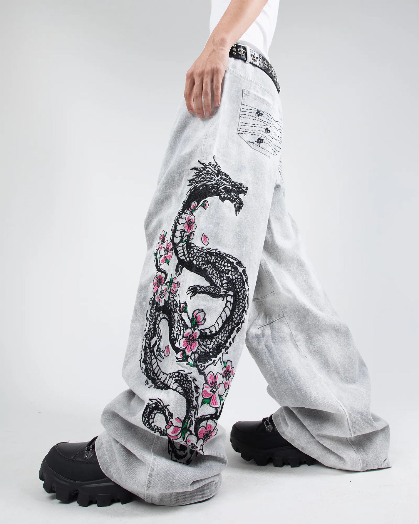 DRAGON EMBROIDERY DENIM