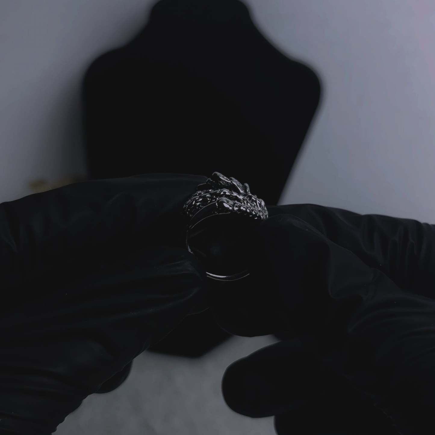 DRAGON CLAW RING