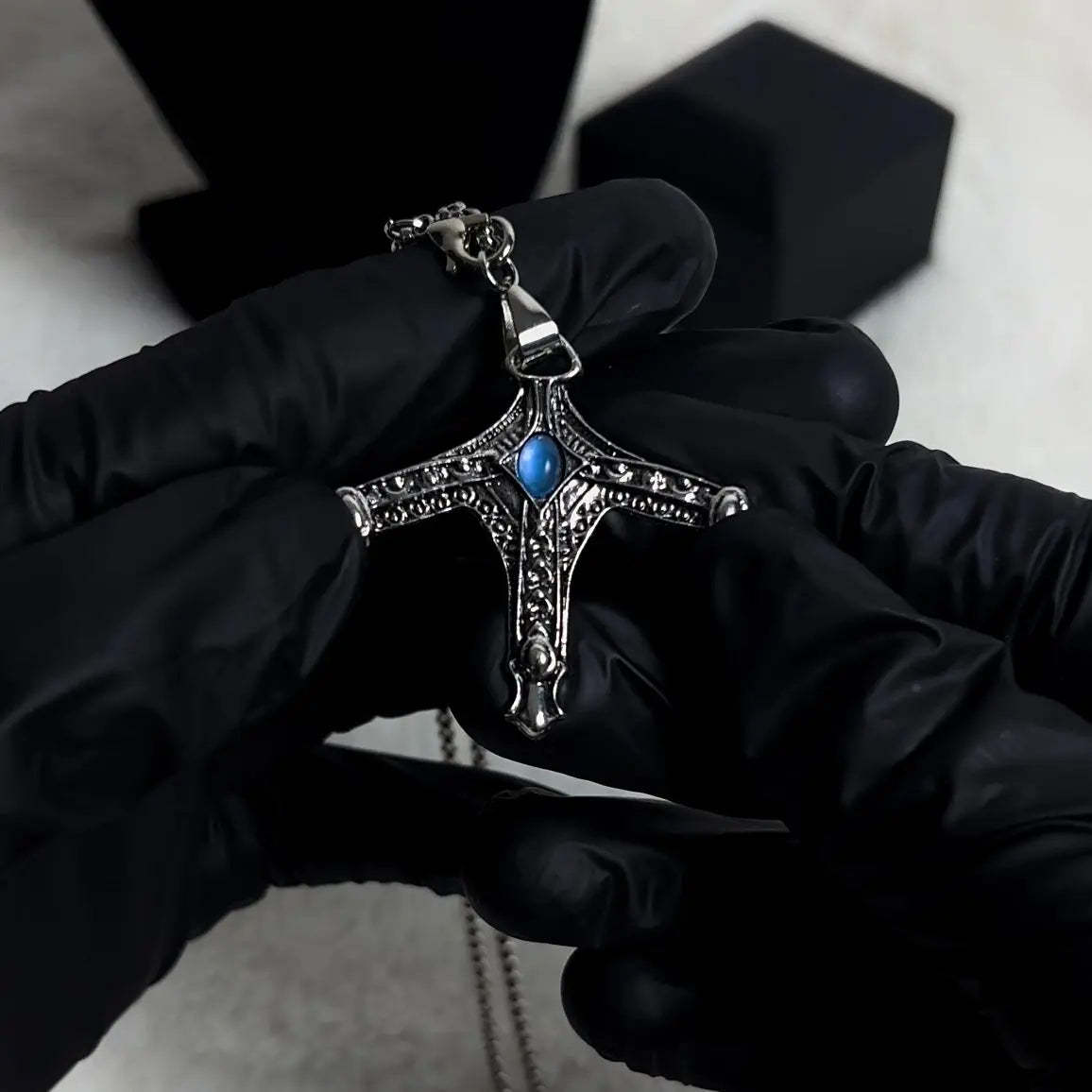 SWORD HUNTER PENDANT