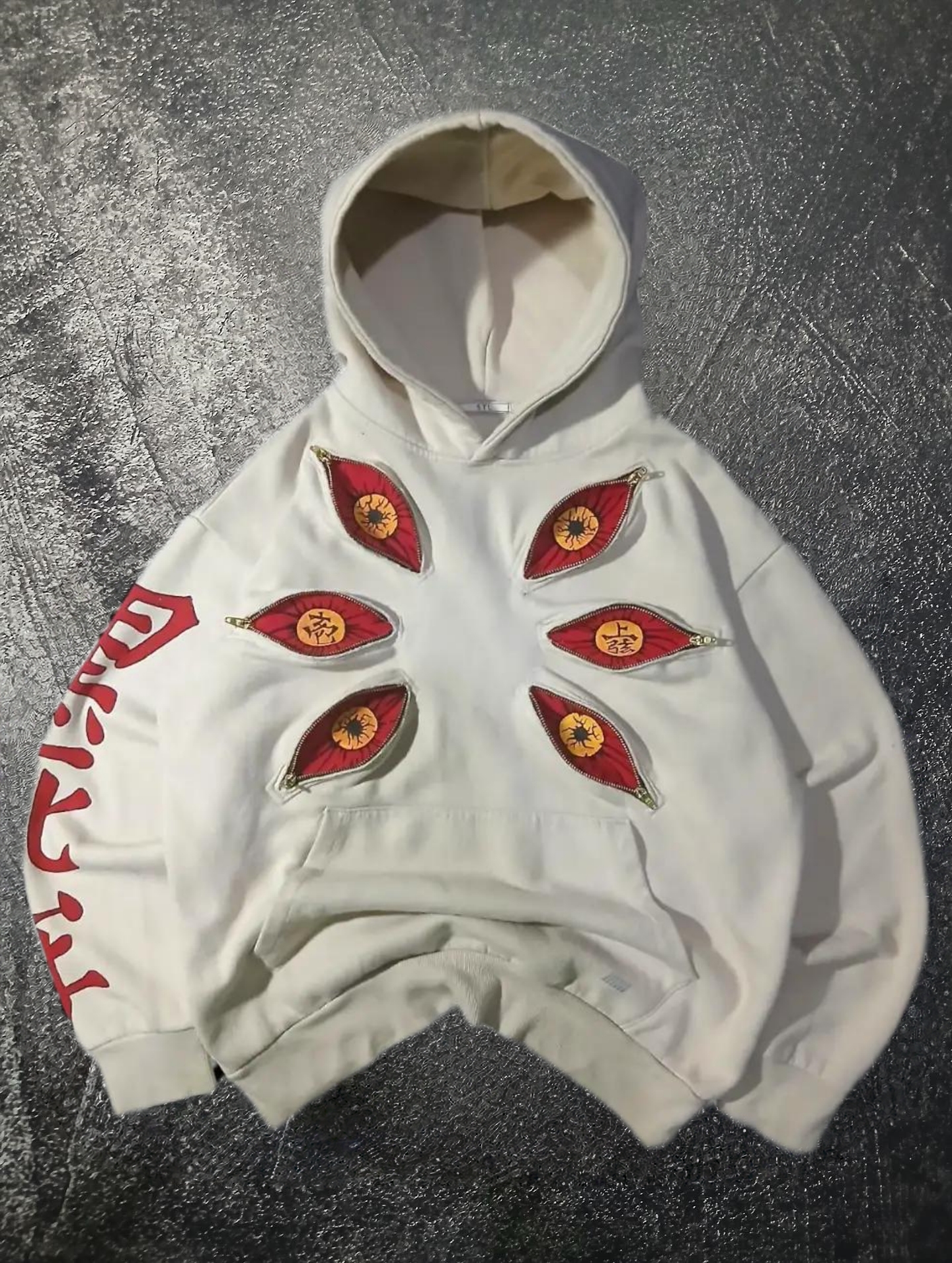 SIX EYES "KOKUSHIBO" HOODIE