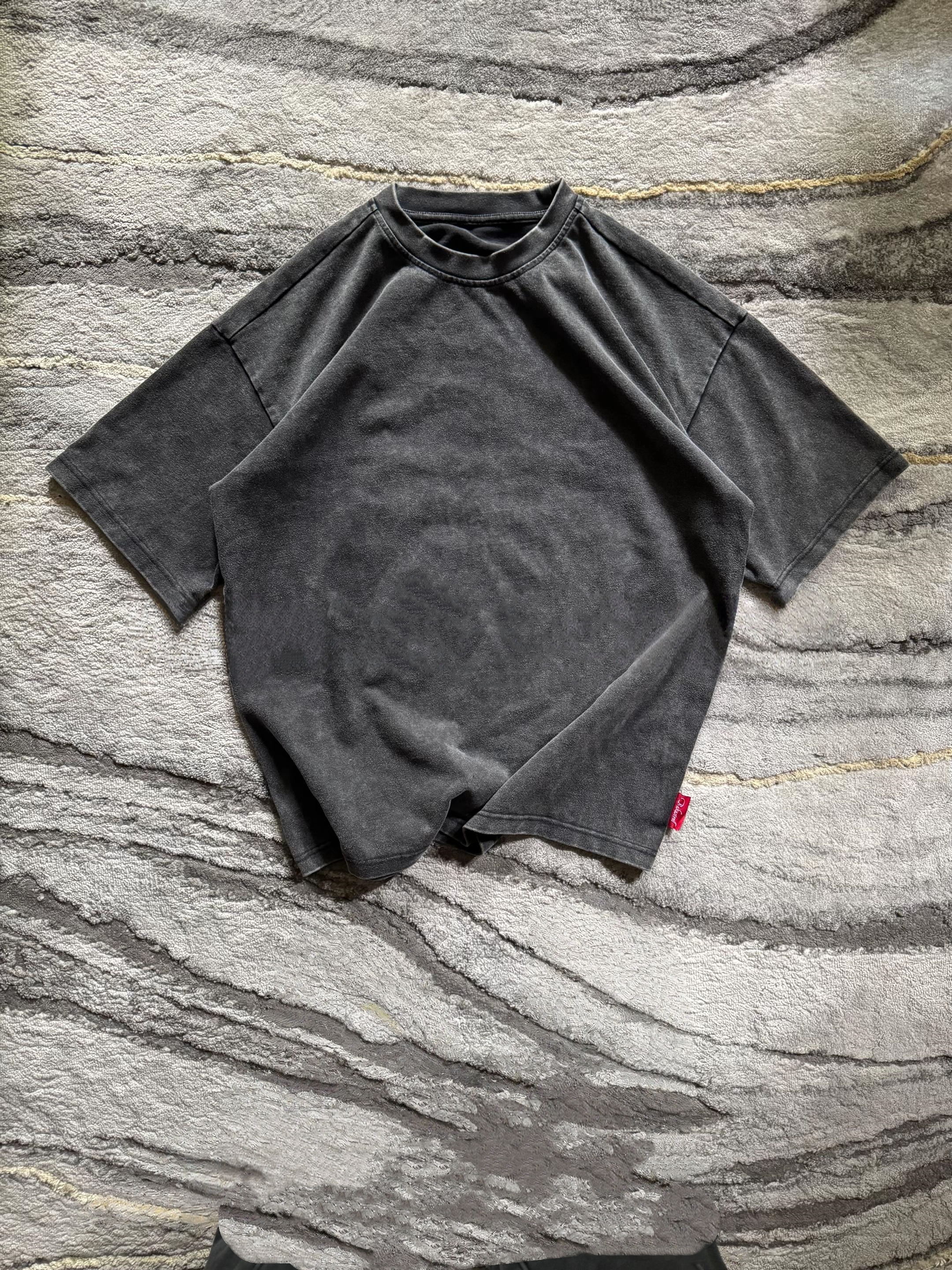 THREE SWORDS VINTAGE TEE