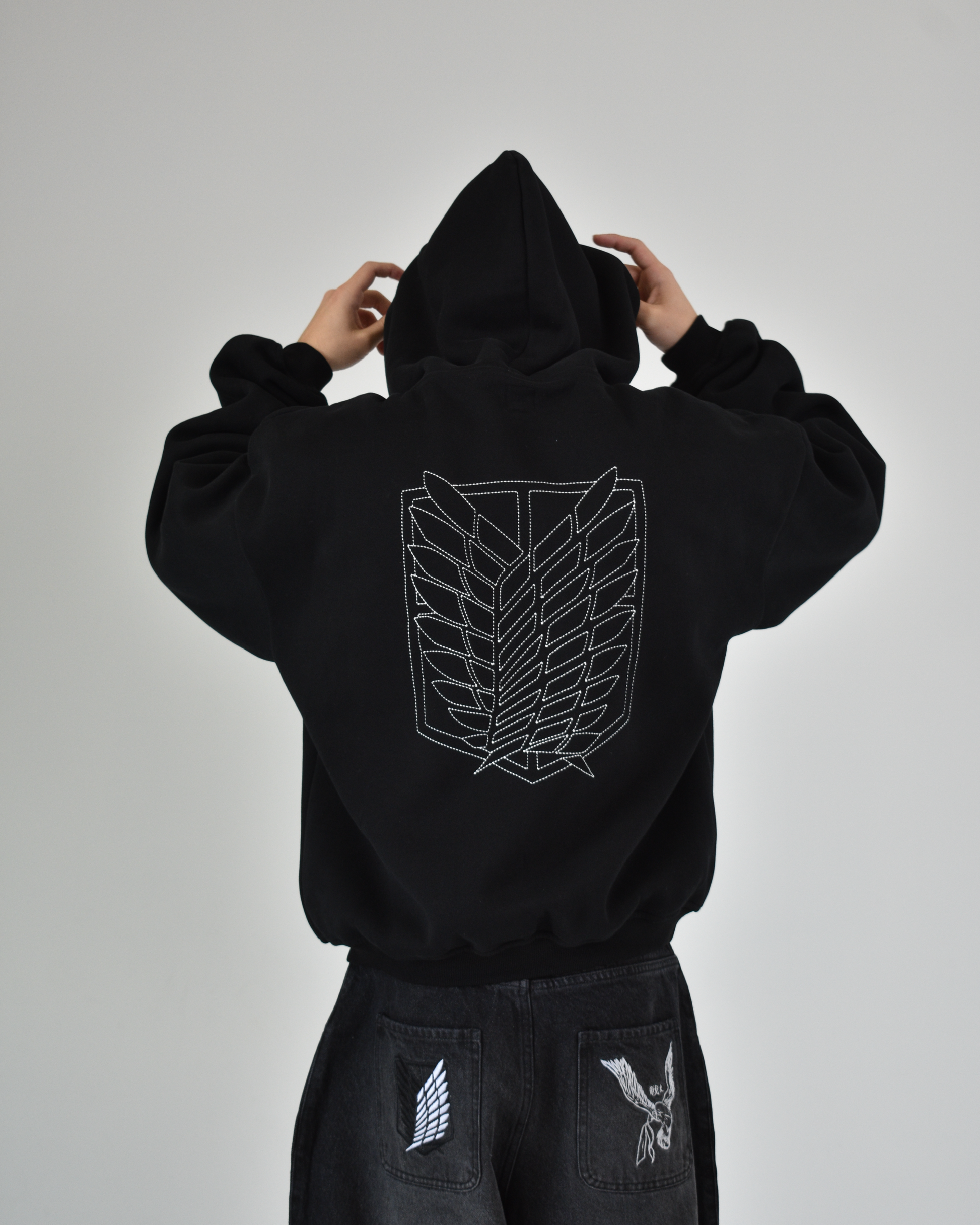 AOT ZIP UP HOODIE