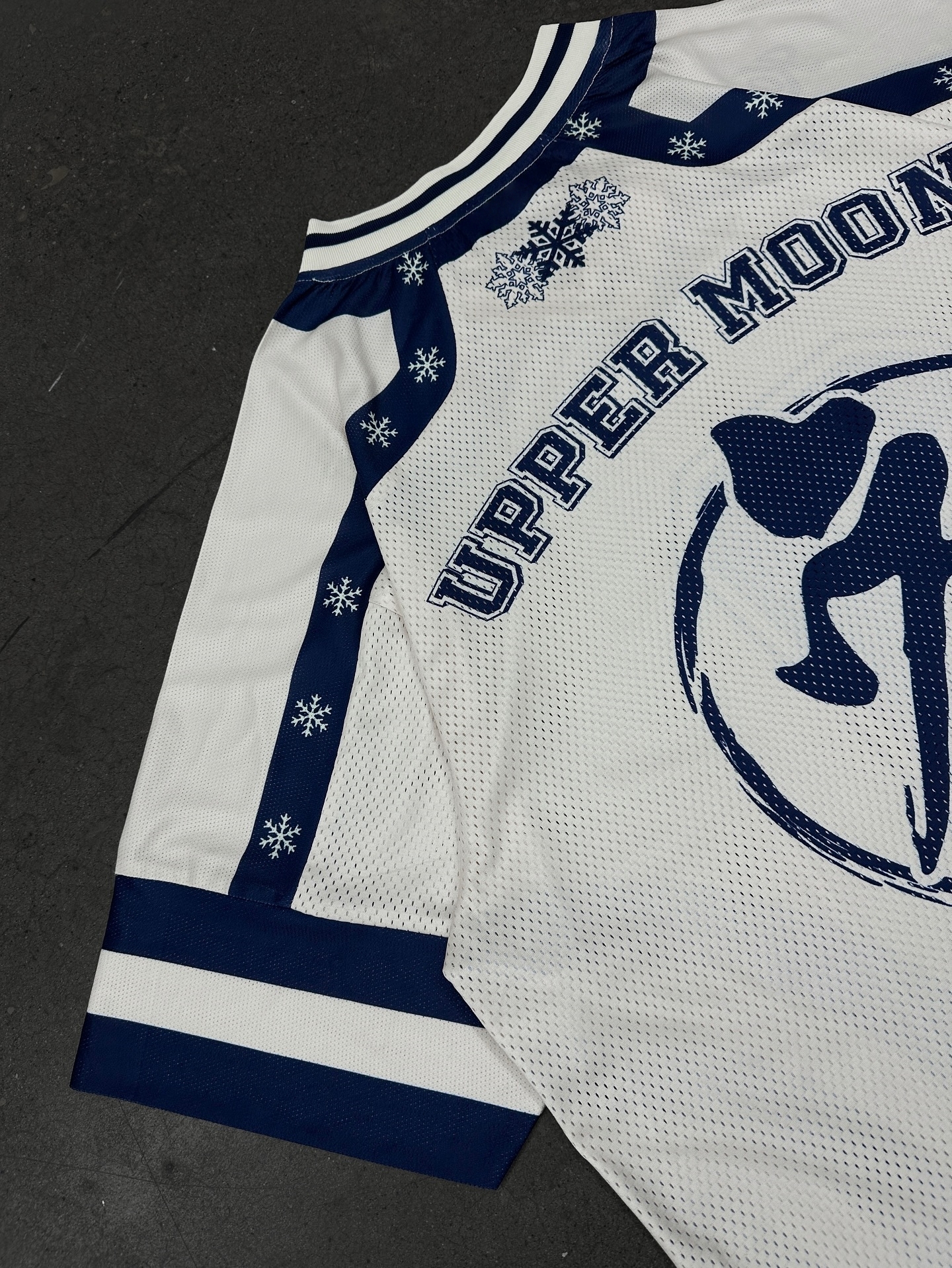 UPPER MOON 3 AKAZA JERSEY