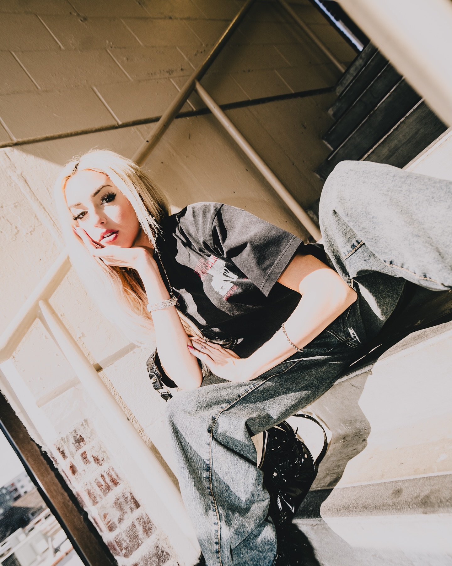 ONE MORE FINAL TEE | EVA